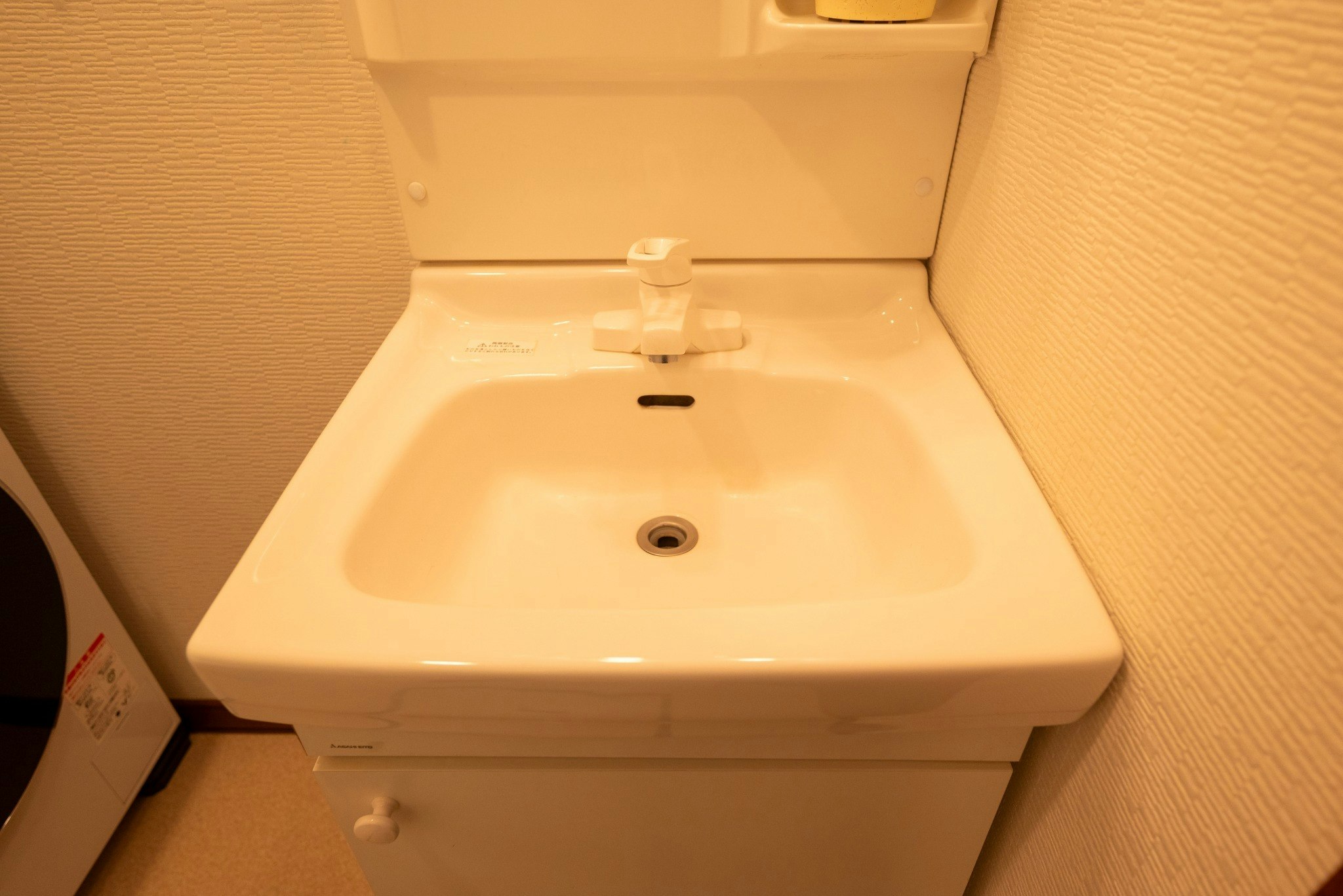 和モダン・黒基調の落ち着いたプライベート空間で、心ほぐれるひとときを