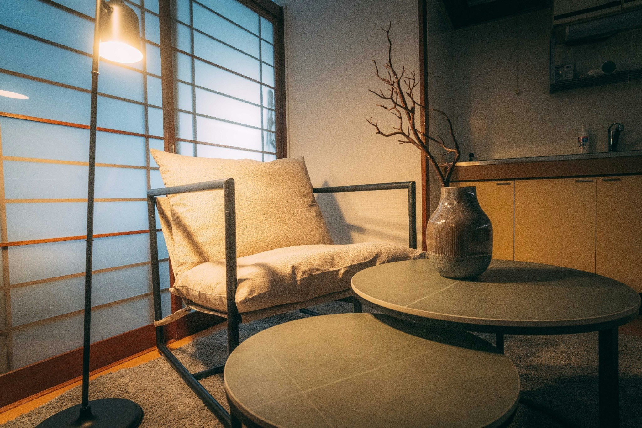 【NEW OPEN!!︎】イタリアンモダン部屋|100インチプロジェクター|徒歩9分|最大4名