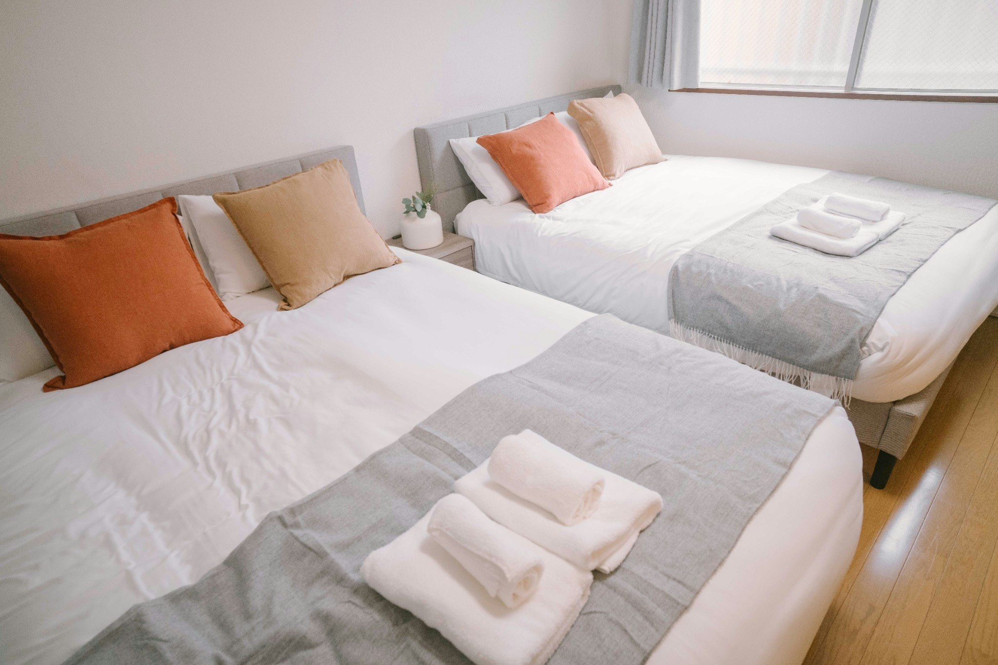 【NEW OPEN!!︎】イタリアンモダン部屋|100インチプロジェクター|徒歩9分|最大4名