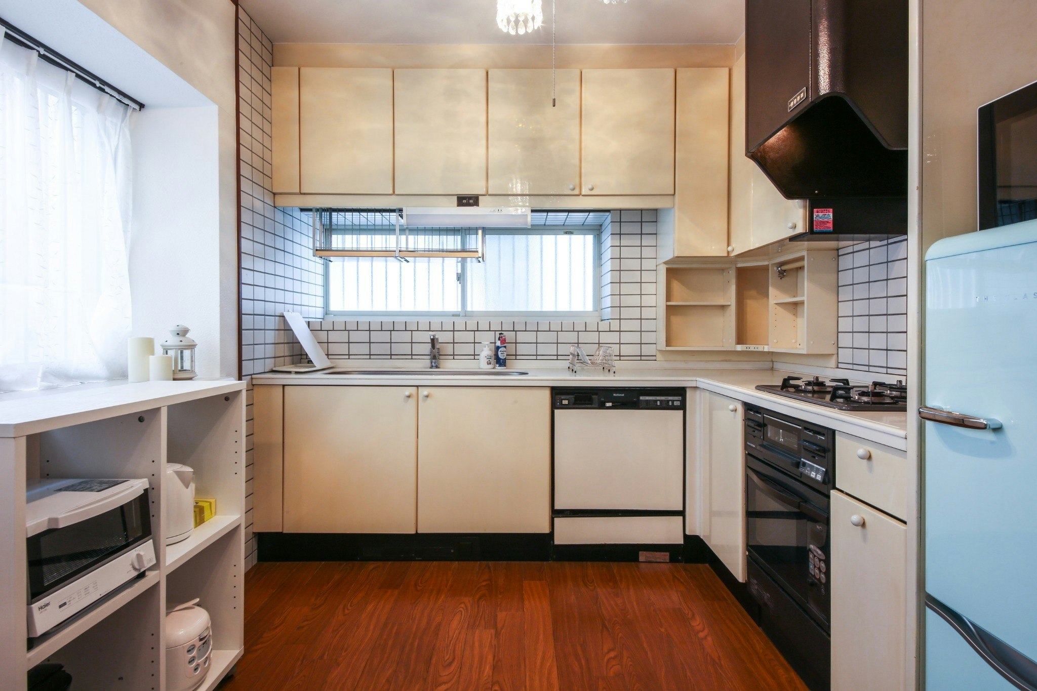 新宿まで9分!新井薬師前駅まで徒歩6分!Max20名!間取り5LDK平米数109m2!(MS35)