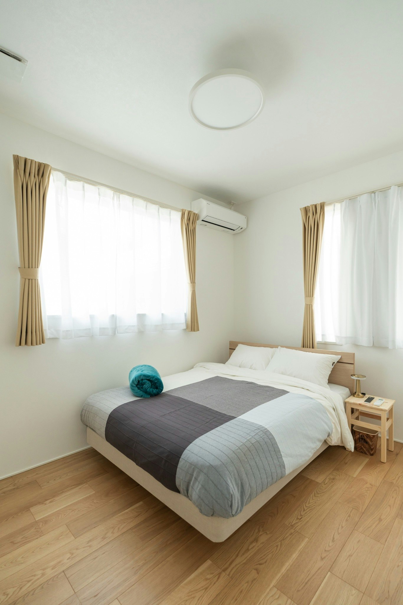 【新築・完全貸切】大型商業施設&観光エリア至近!新興住宅街の快適な一軒家