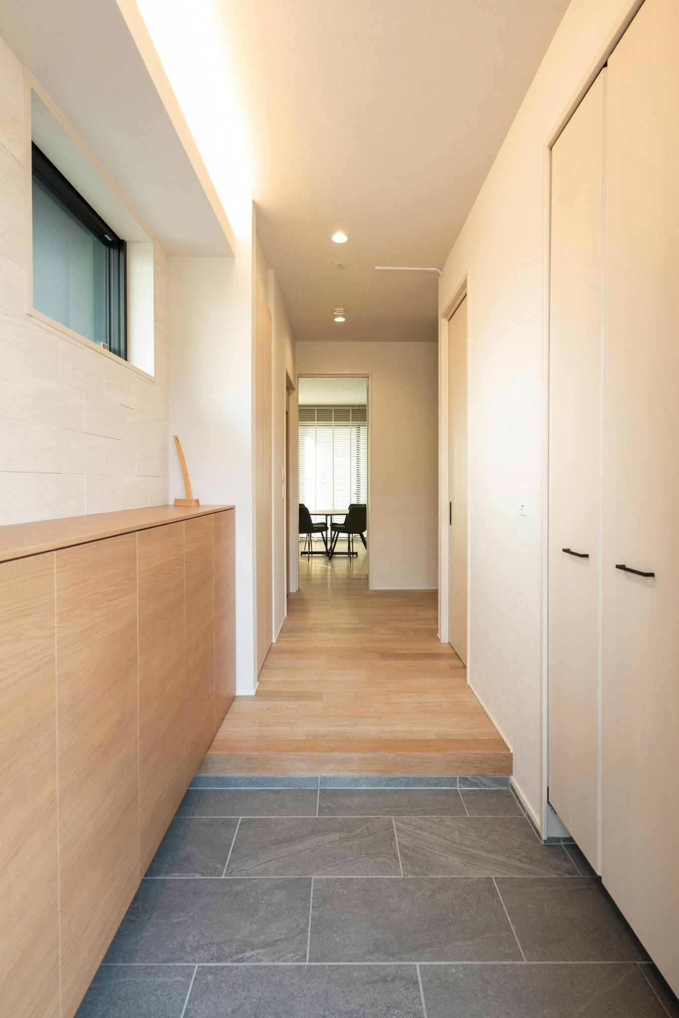 【新築・完全貸切】大型商業施設&観光エリア至近!新興住宅街の快適な一軒家