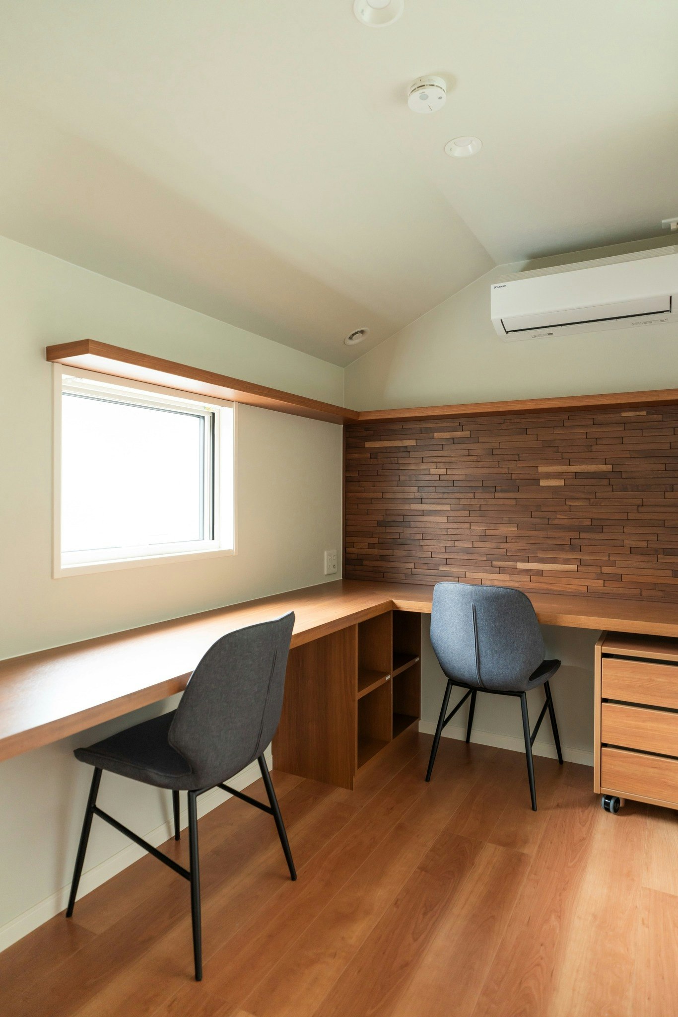 【新築・完全貸切】大型商業施設&観光エリア至近!新興住宅街の快適な一軒家
