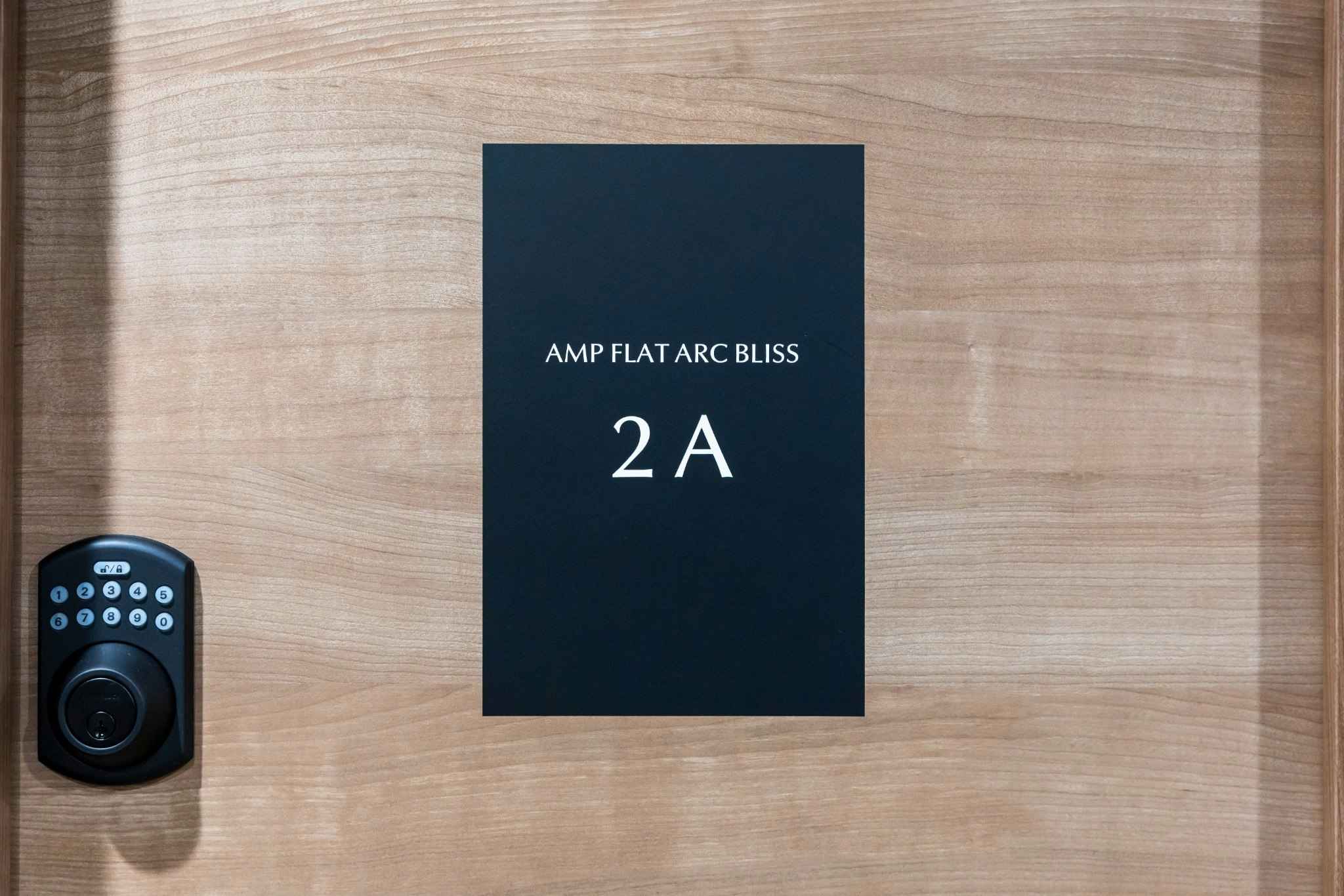 福岡市内や太宰府へのアクセスに便利! 観光にもビジネスにも嬉しい新装されたお部屋。最大6名宿泊可。