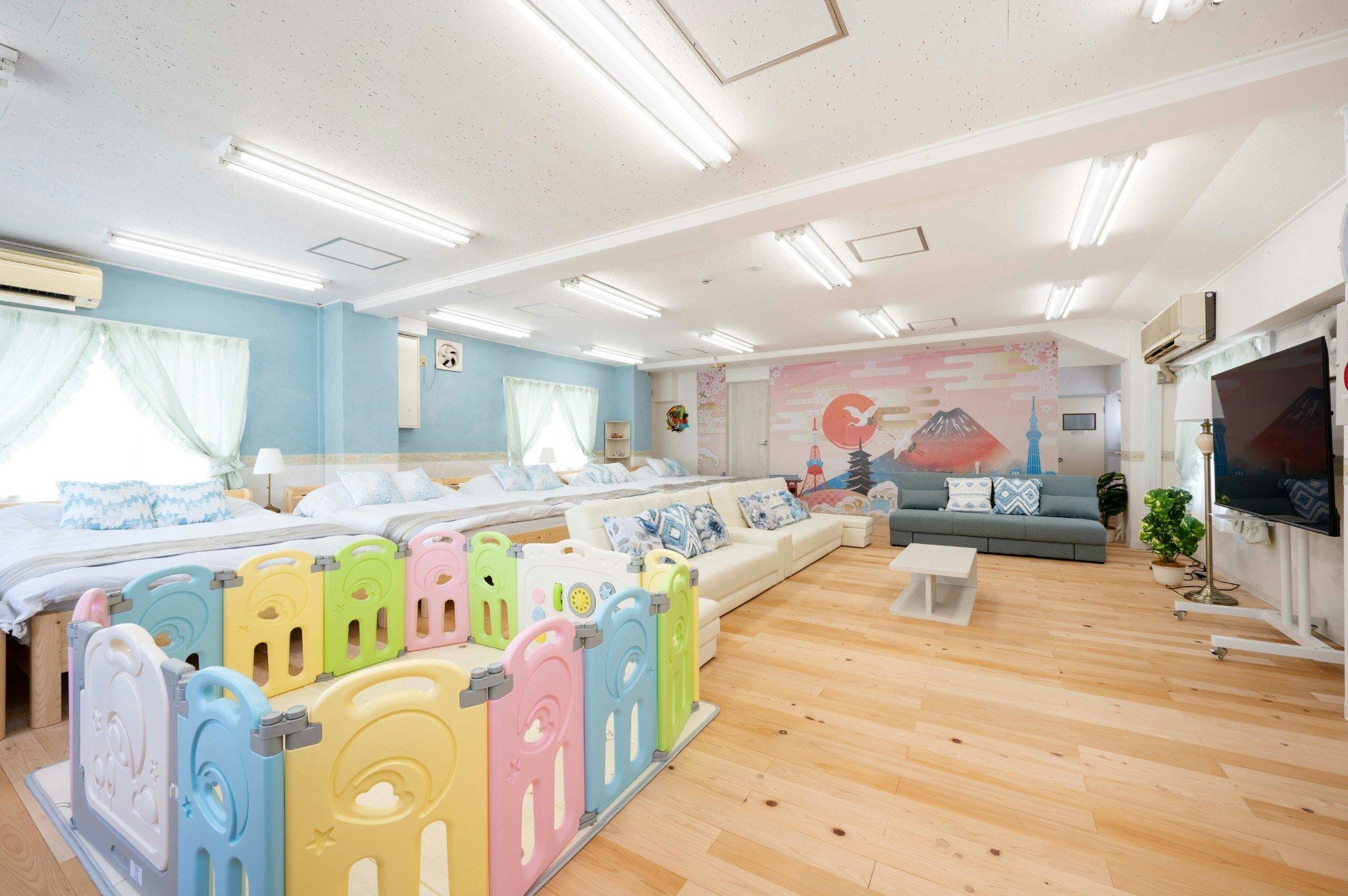 100m2|新宿駅電車5分|渋谷駅電車12分|高田馬場駅徒歩8分|新宿駅3km|ダブルベッド6台