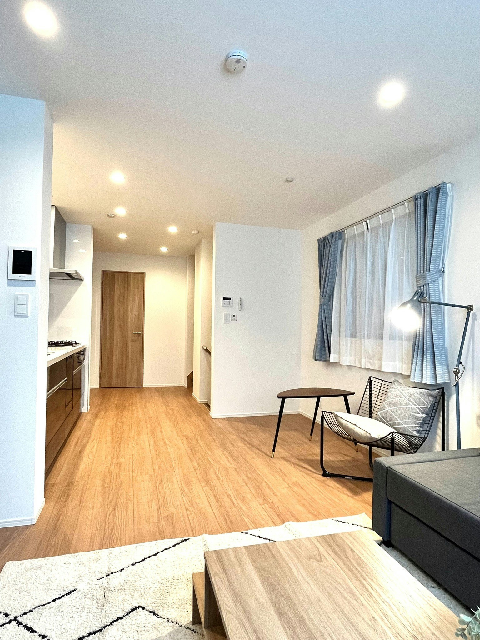 車でUSJまで10分!新築/無料駐車場付き貸切戸建て(最大10名)CS7