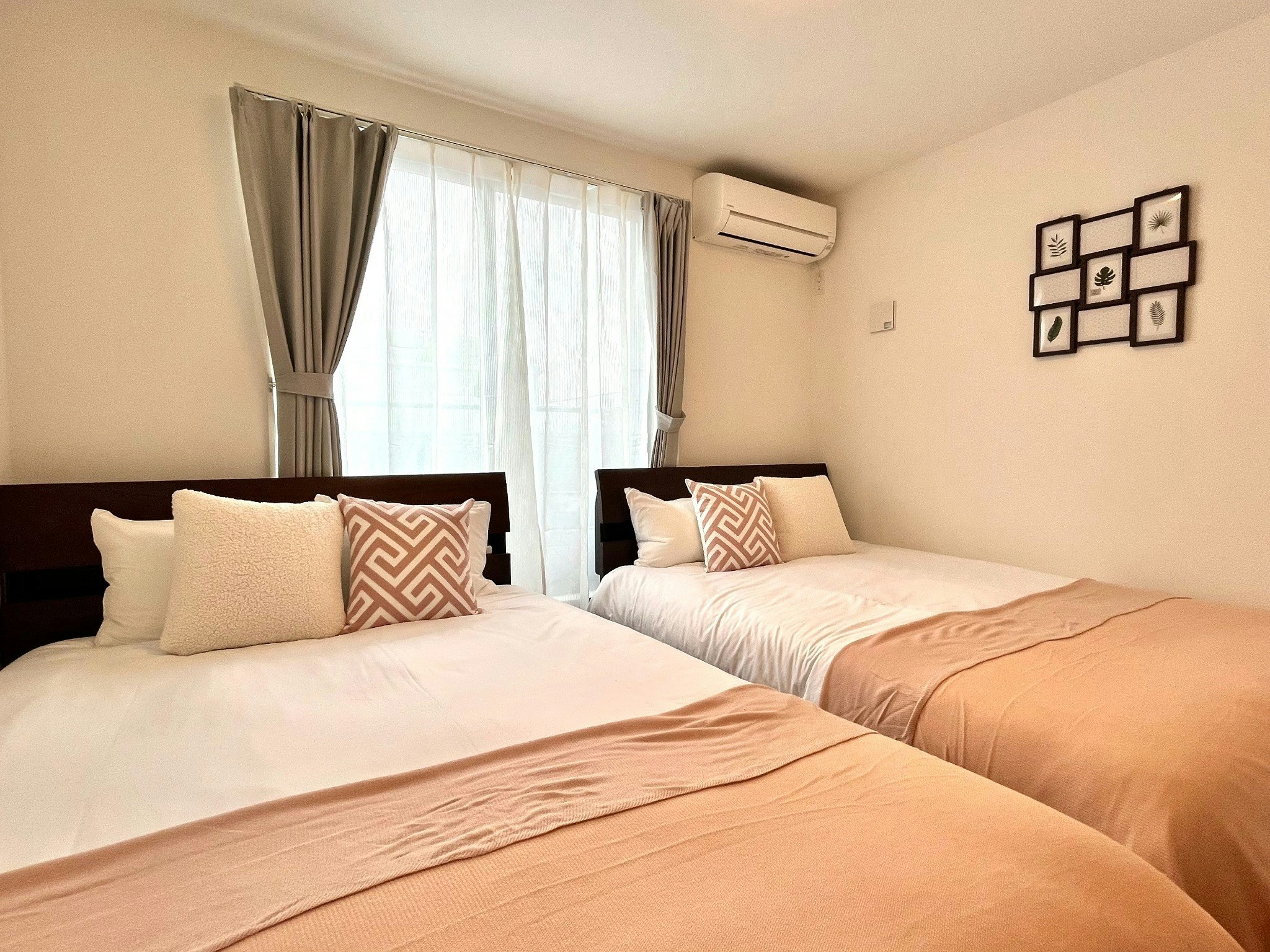 車でUSJまで10分!新築/無料駐車場付き貸切戸建て(最大10名)CS7