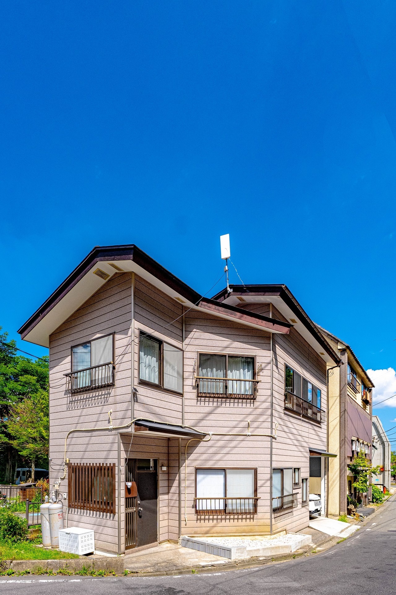 YUNOSAWA HOUSE - 草津温泉徒歩6分｜最大9名・一軒家貸切｜こたつ