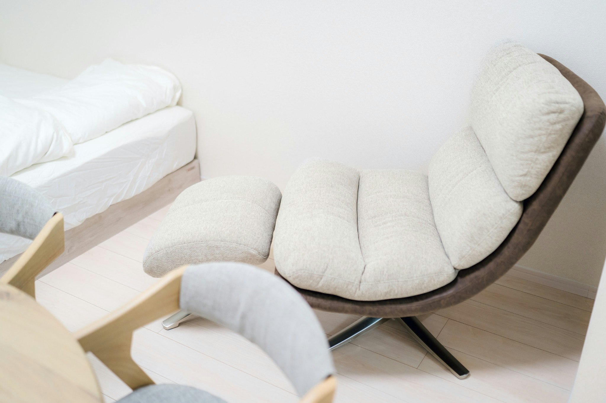 ハウステンボス車5分|1号室|最大4名・快適ワンフロア