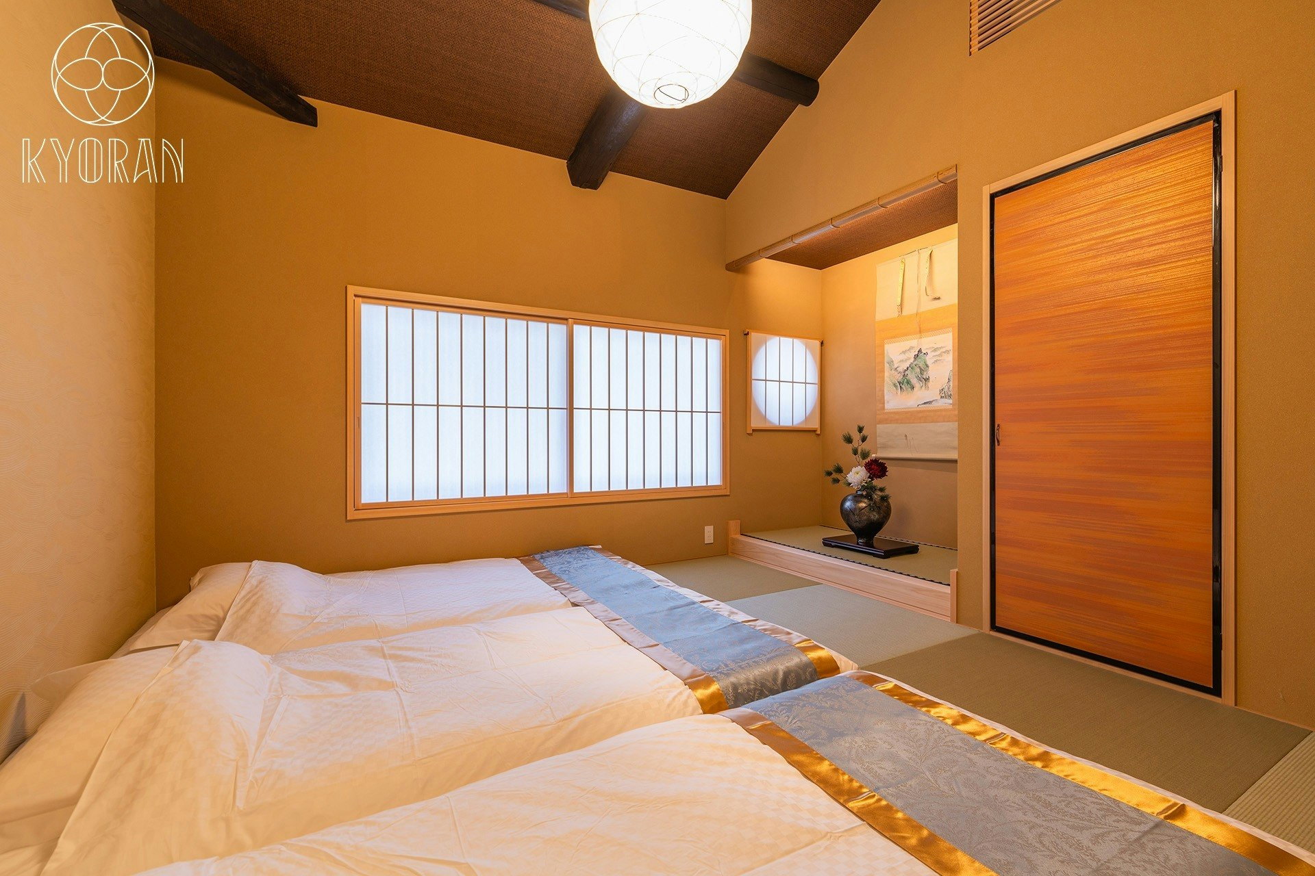 京都駅より徒歩6分、アクセス便利好立地、9名3LDK~贅沢を愉しむ雅な空間