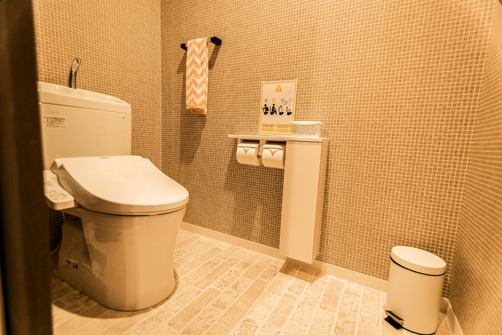 (F058)ディズニーリゾートや幕張メッセへも好立地 / 清潔感あるお部屋で5名宿泊#ROOM2