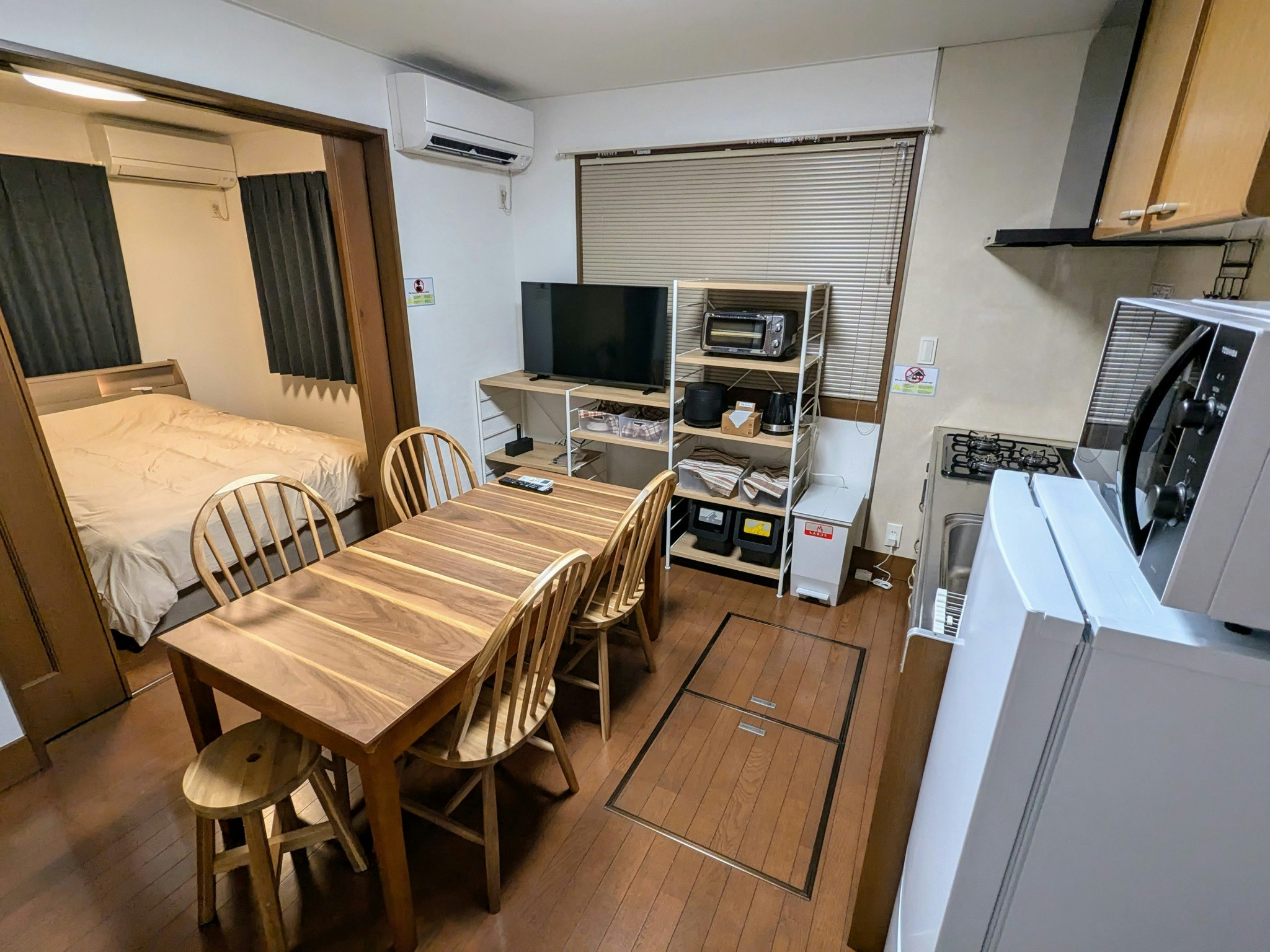 (F059)舞浜まで電車11分!ナチュラルカラーで統一された温かみのある空間で快適ステイ|ROOM1