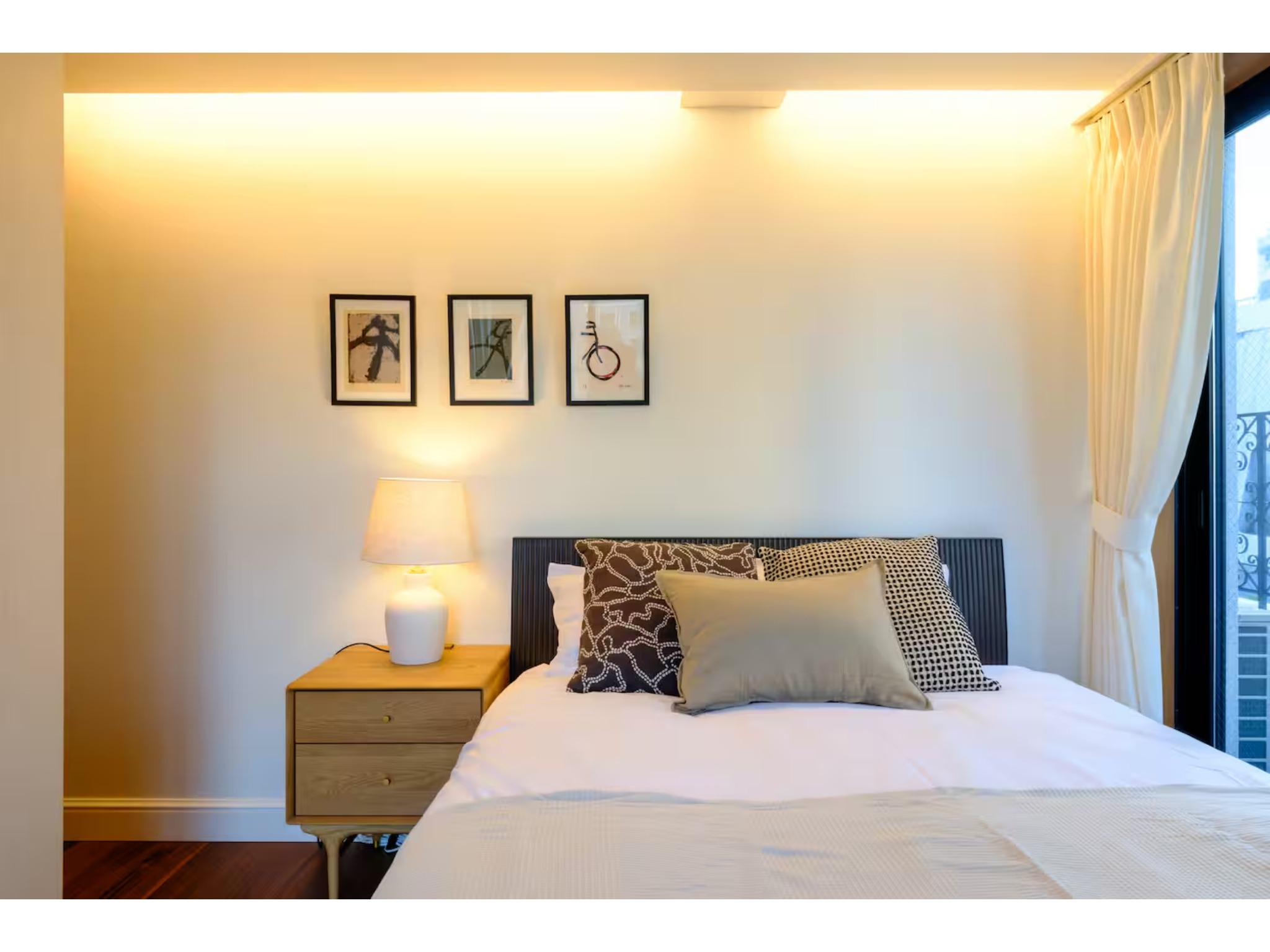 Roppongi House by U/民泊のnull