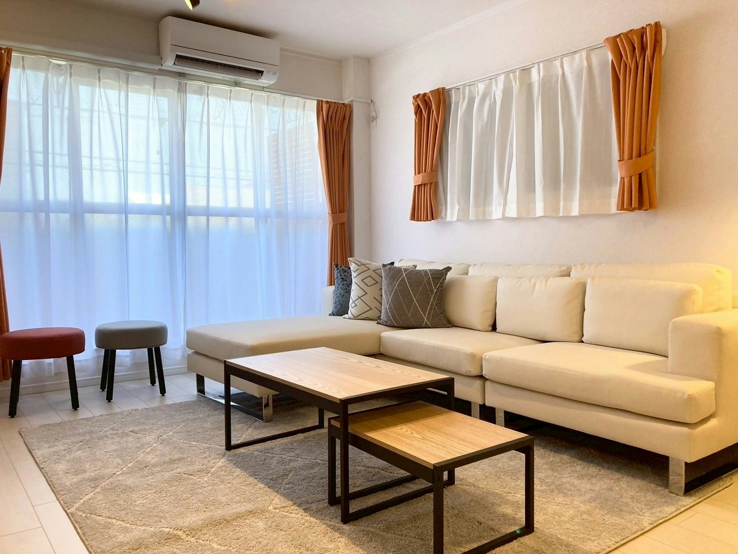 広いリビングと65インチTV/駐車場付き戸建/最大12名/ CS22