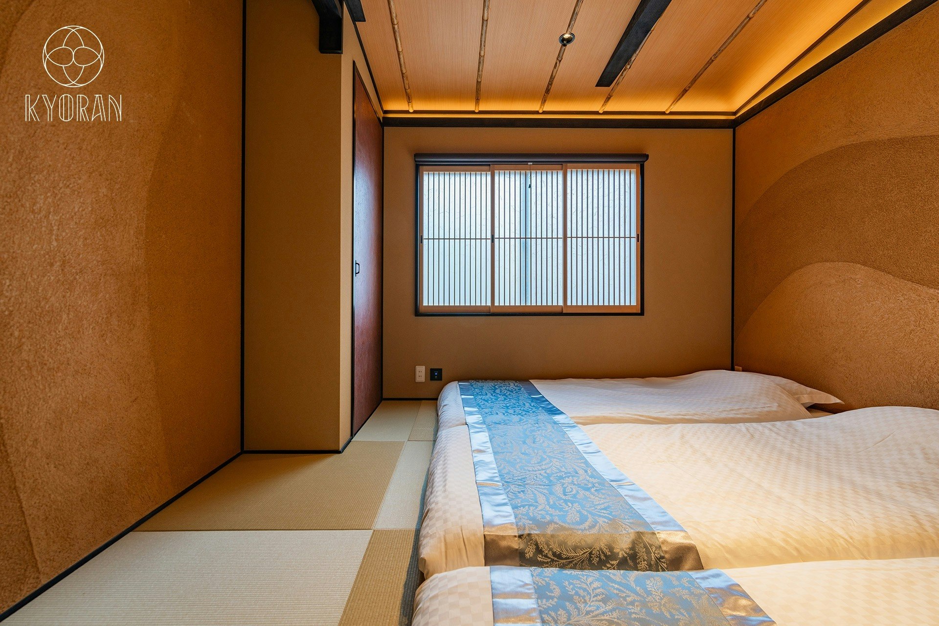 京都駅歩12分、九条駅6分、京町家の風情と庭を楽しむ、最大6名2LDK一棟貸し