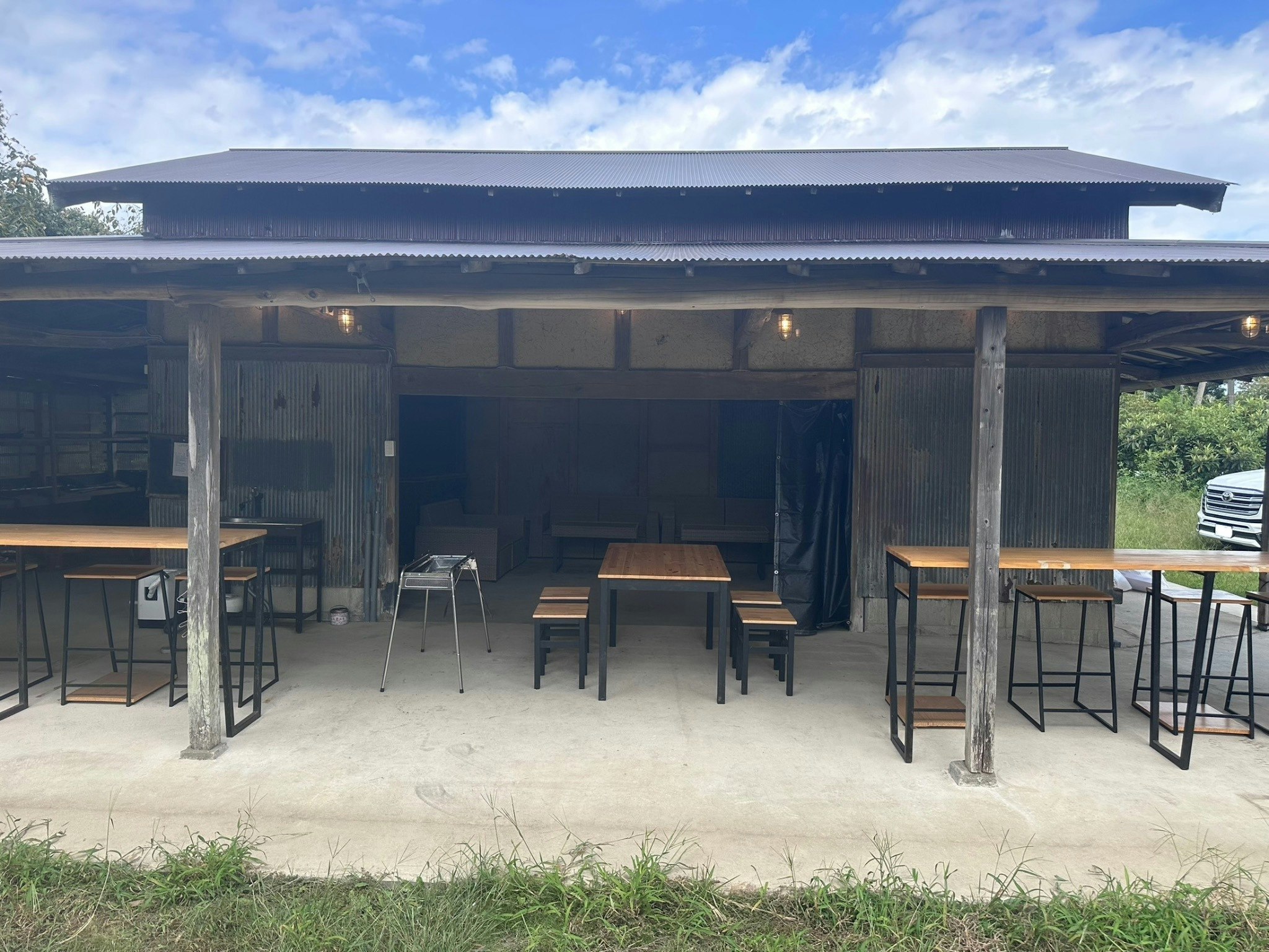 【地域最安値】敷地335坪の大型古民家/雨でも遊べるBBQ納屋/人数関係なく一律料金/最大16名