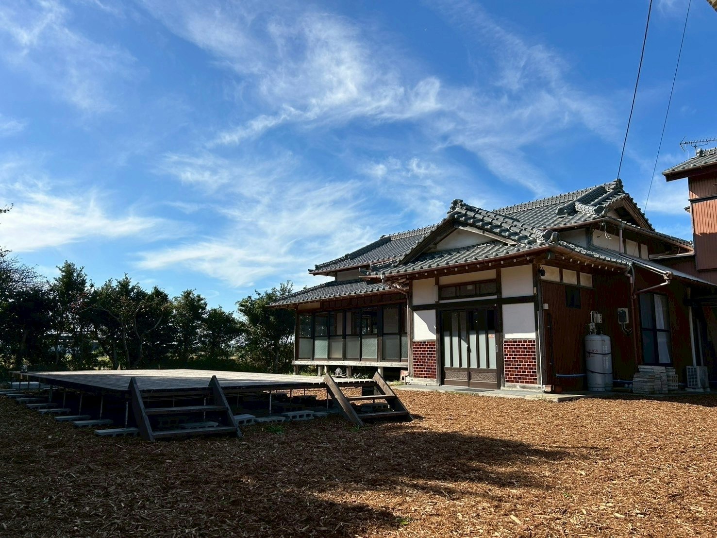 【地域最安値】敷地335坪の大型古民家/雨でも遊べるBBQ納屋/人数関係なく一律料金/最大16名