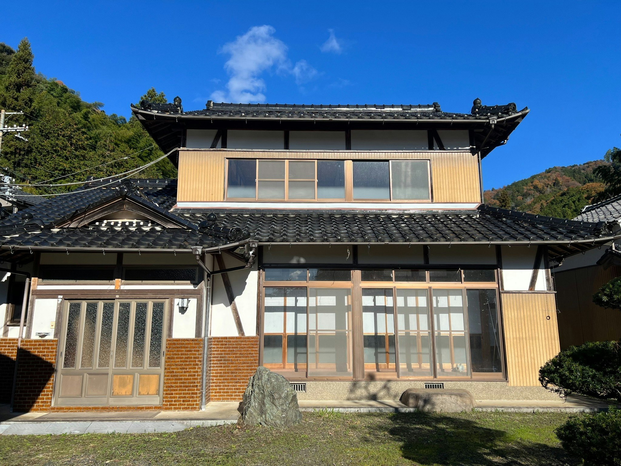 【楽天スーパーSALE】自然に囲まれた約１，０００ｍ２の敷地に佇む古民家。　最大１０