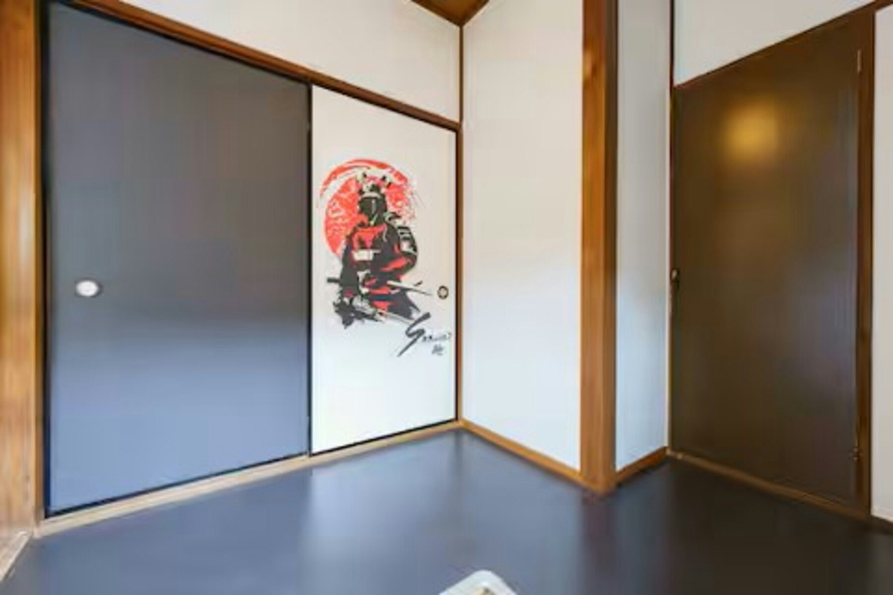【一部屋貸切】連泊割引/3名/コンビニ徒歩2分/日本伝統家屋/VOD視聴可/駐車場あり S.B202