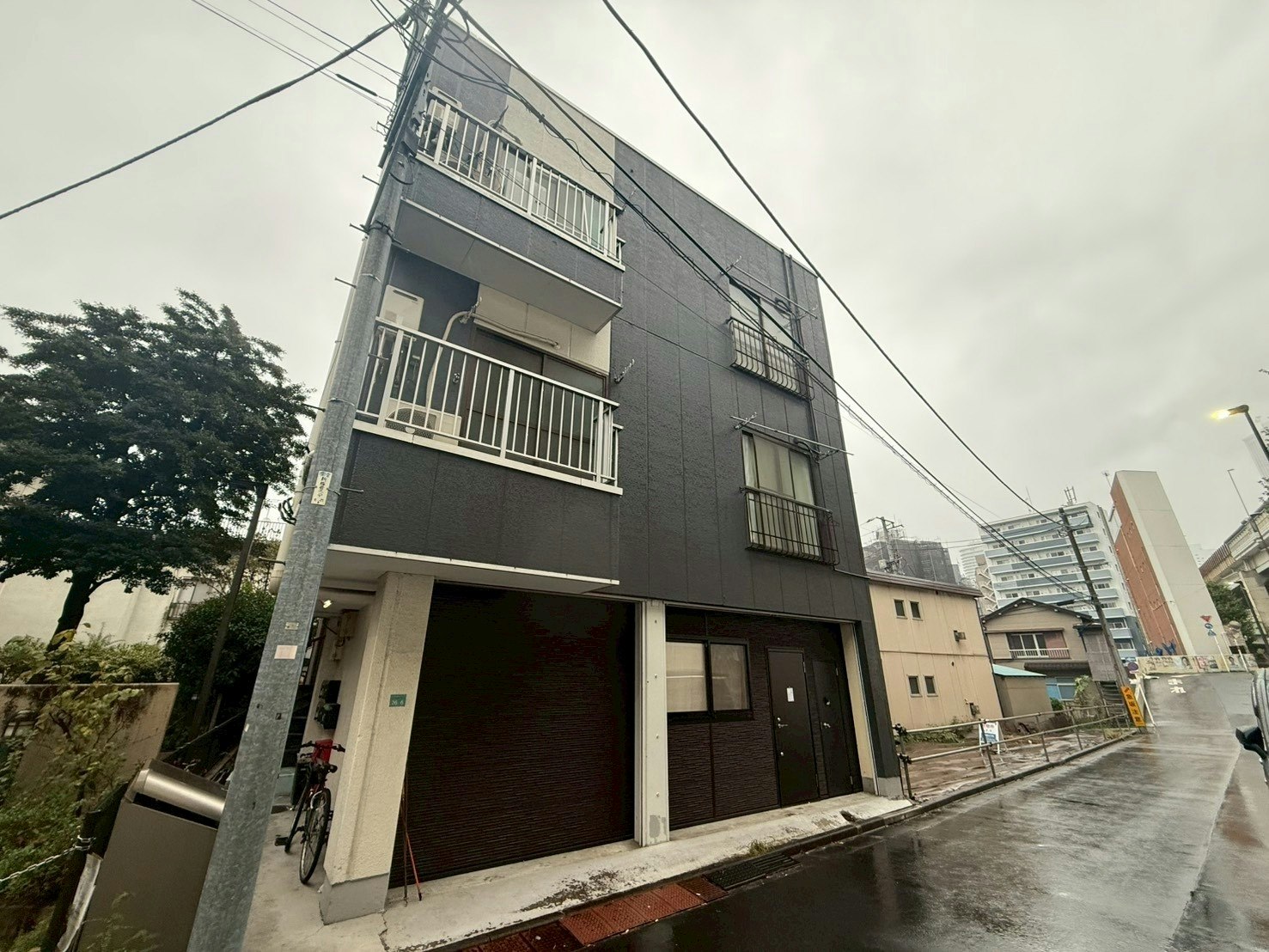 池袋駅から徒歩12分/最大7名様宿泊可能/家具家電付き/観光に便利