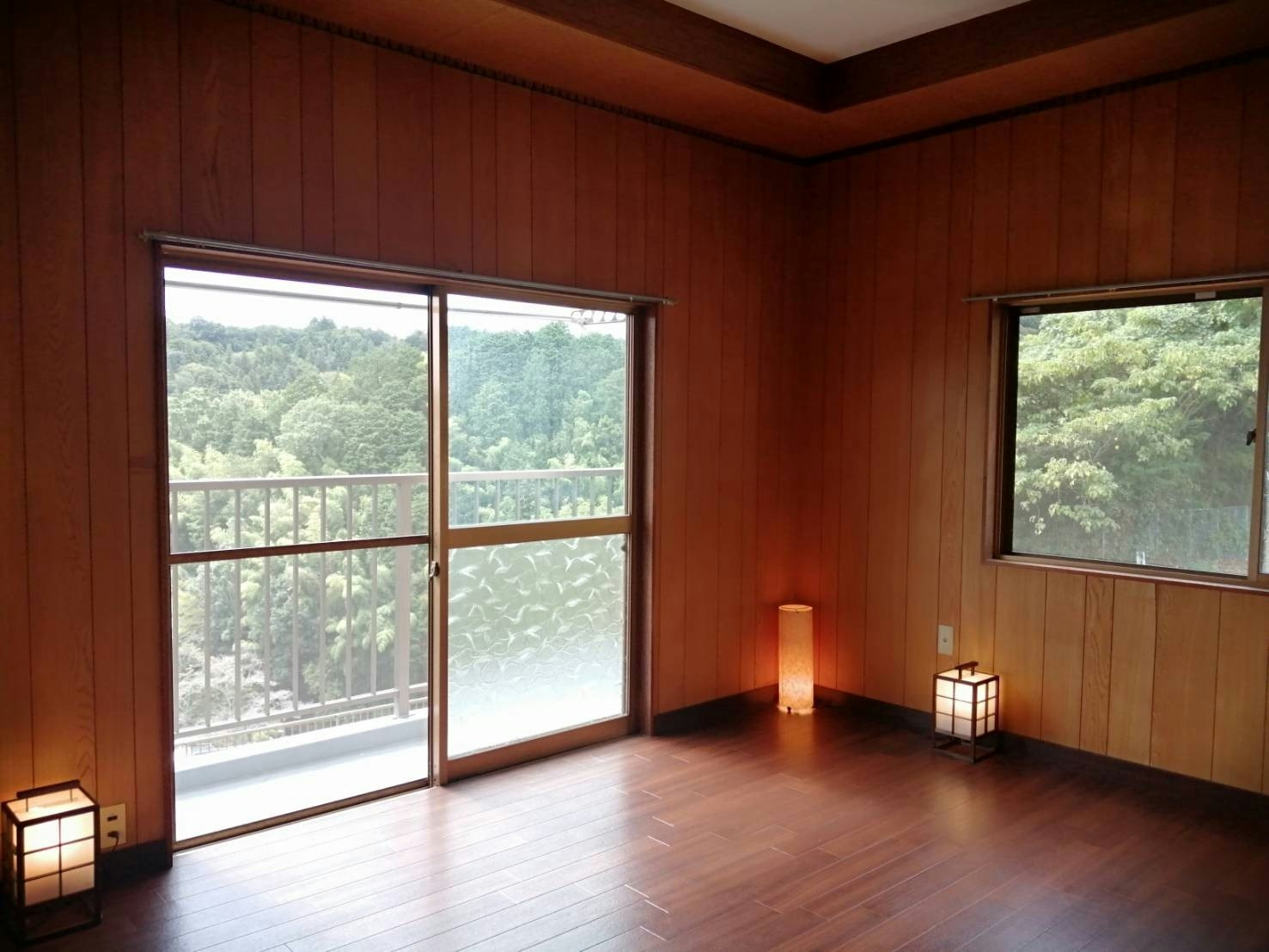 眺望抜群の一軒家|朝護孫子寺9分・9名・P無料