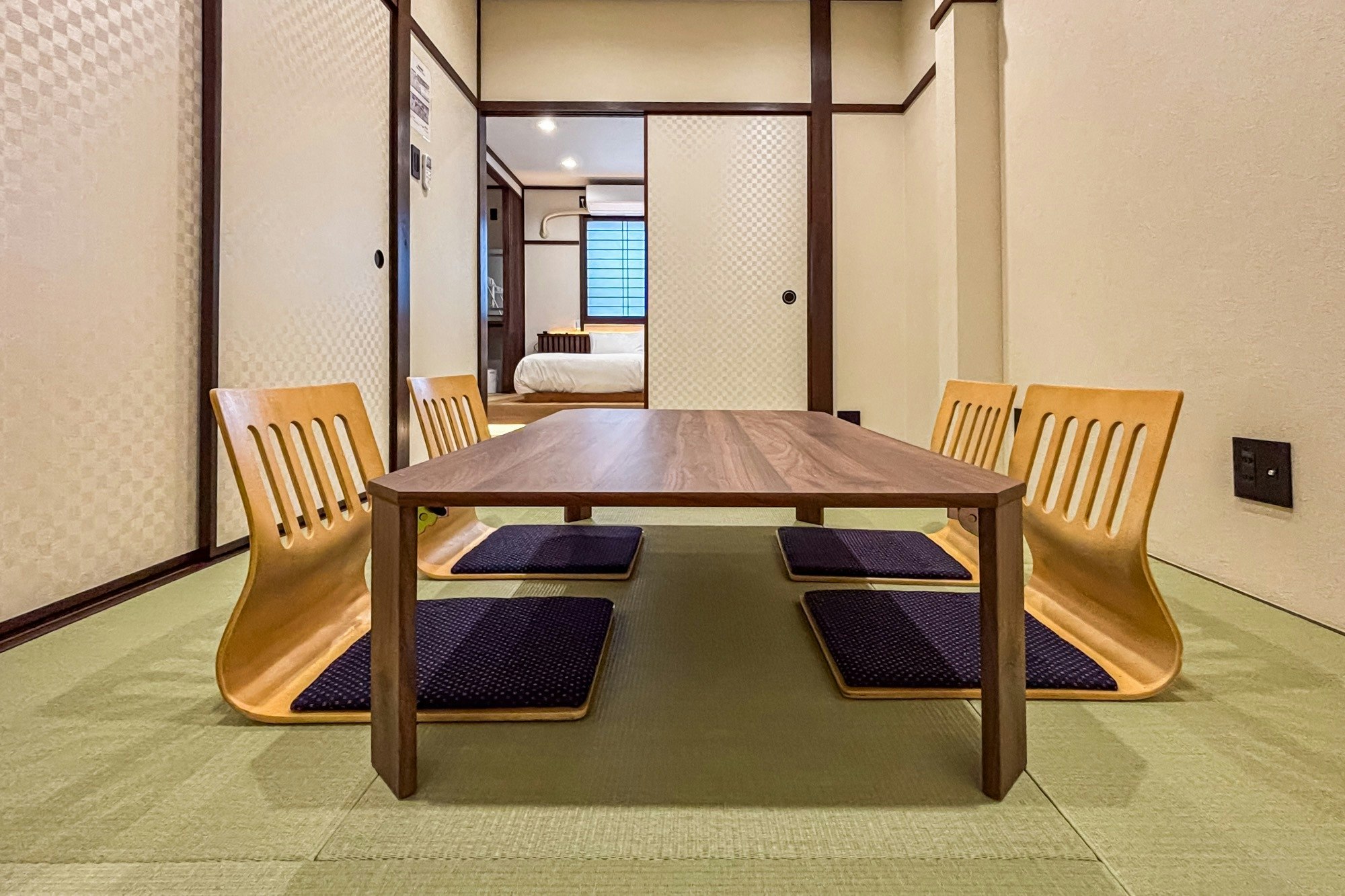 無料駐車場あり【150m2 5LDK】天保山新築戸建て海遊館まで徒歩圏内14名可