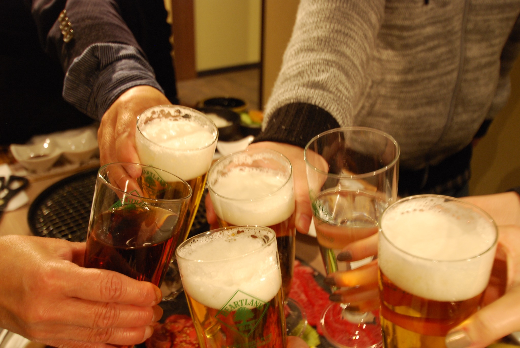 目の前の滝と焼肉と酒と-プライベート空間 のnull