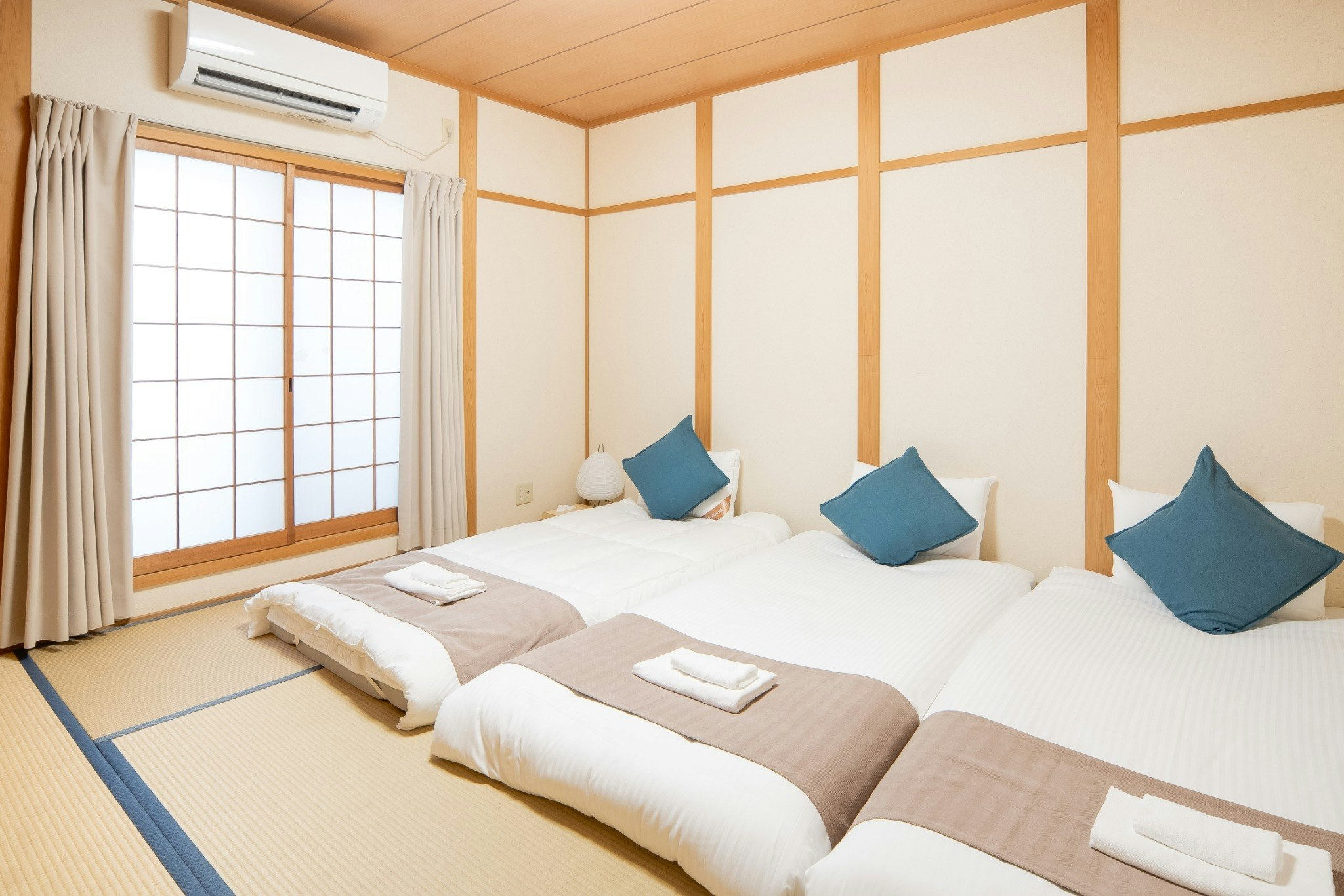 天王寺公園・難波・日本橋へ電車直通 | 5名まで宿泊可能 | バルコニー付き