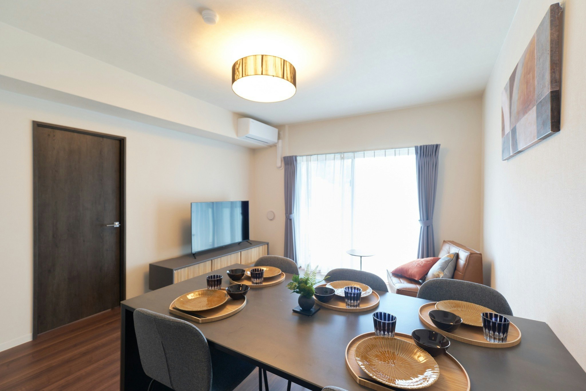 C-1*三軒茶屋駅から徒歩4分/渋谷まで電車で5分/5名収容/Wi-Fi完備