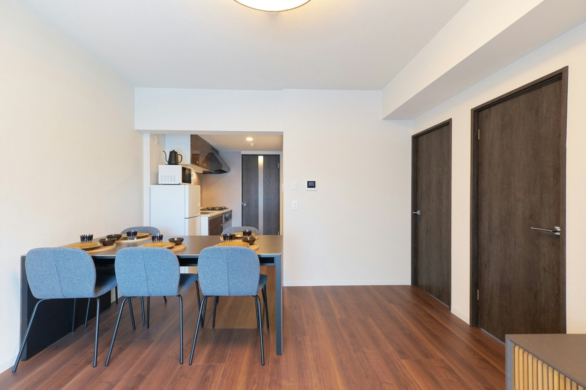 C-1*三軒茶屋駅から徒歩4分/渋谷まで電車で5分/5名収容/Wi-Fi完備