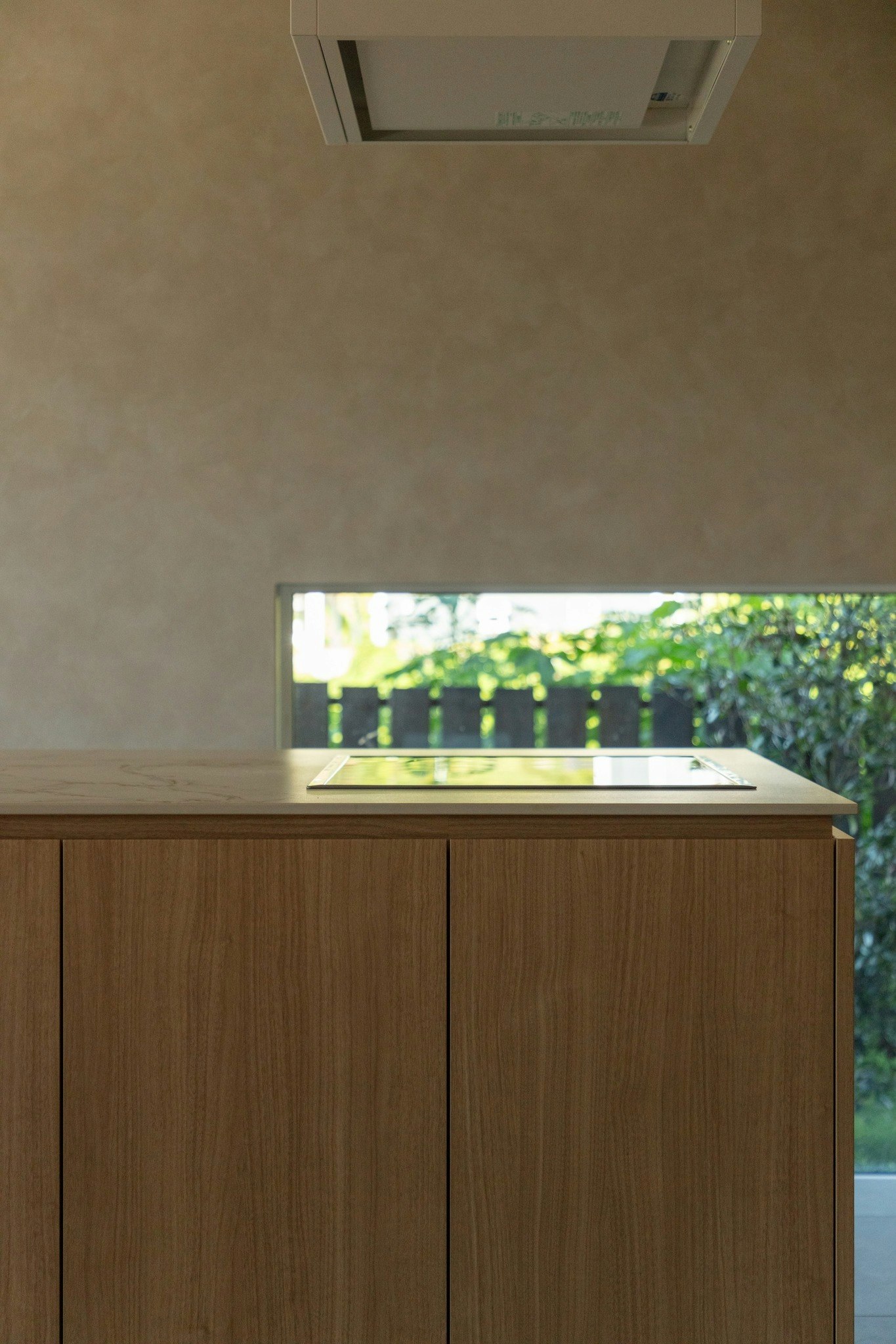 最上級の時間と空間を「泊まることに価値がある」 全室から富士を望み 広い庭で憩う別荘