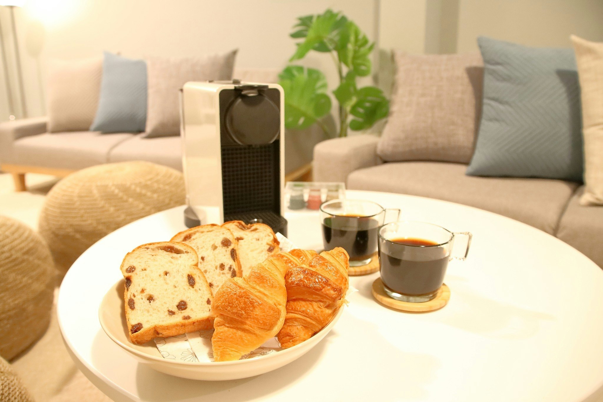 駅近1分!USJまで電車で5分の貸切一軒家(最大13名)無料駐車場付き CS3