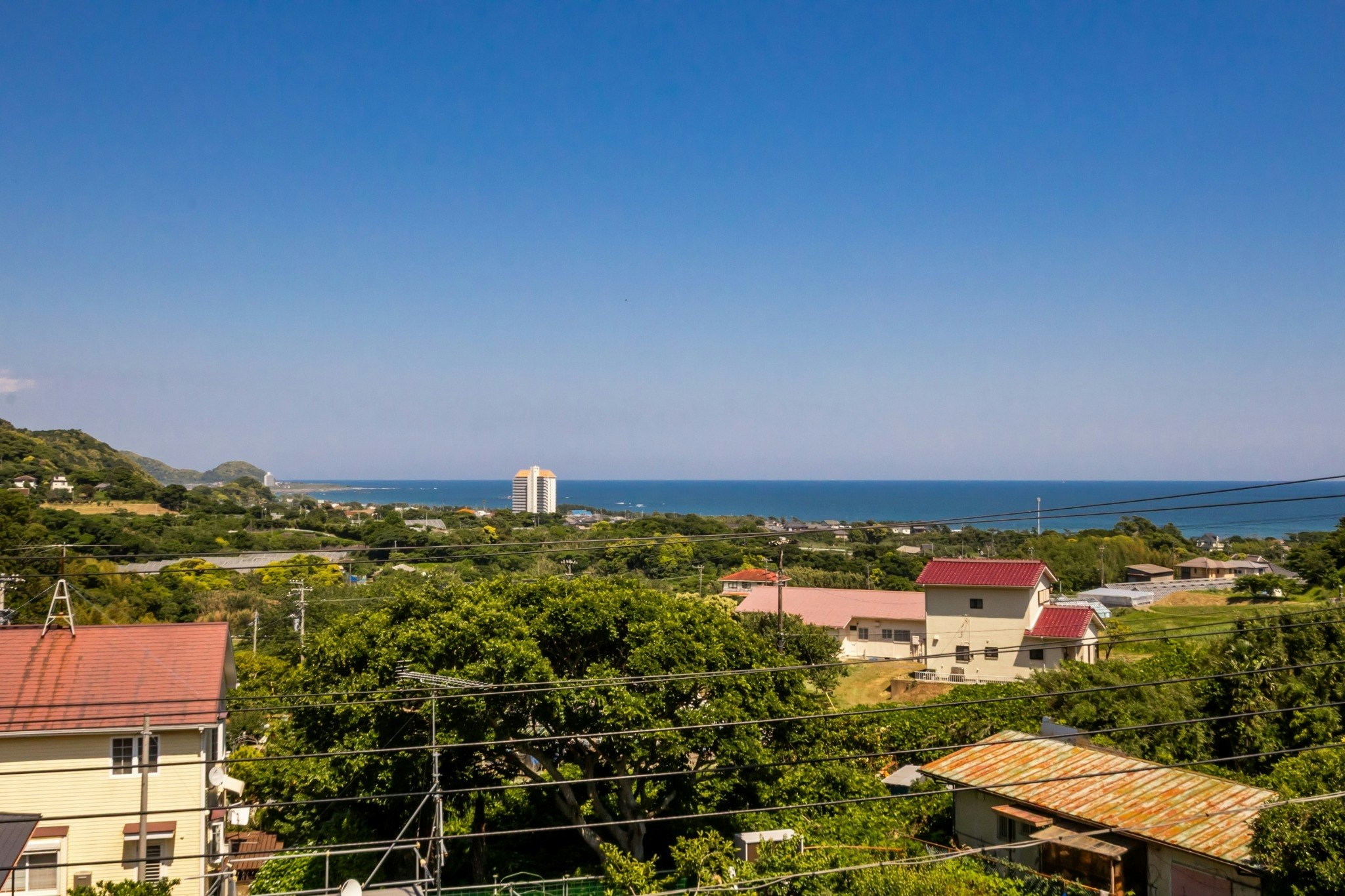 海を望む里山の一棟貸別荘キャンプ&ドッグ