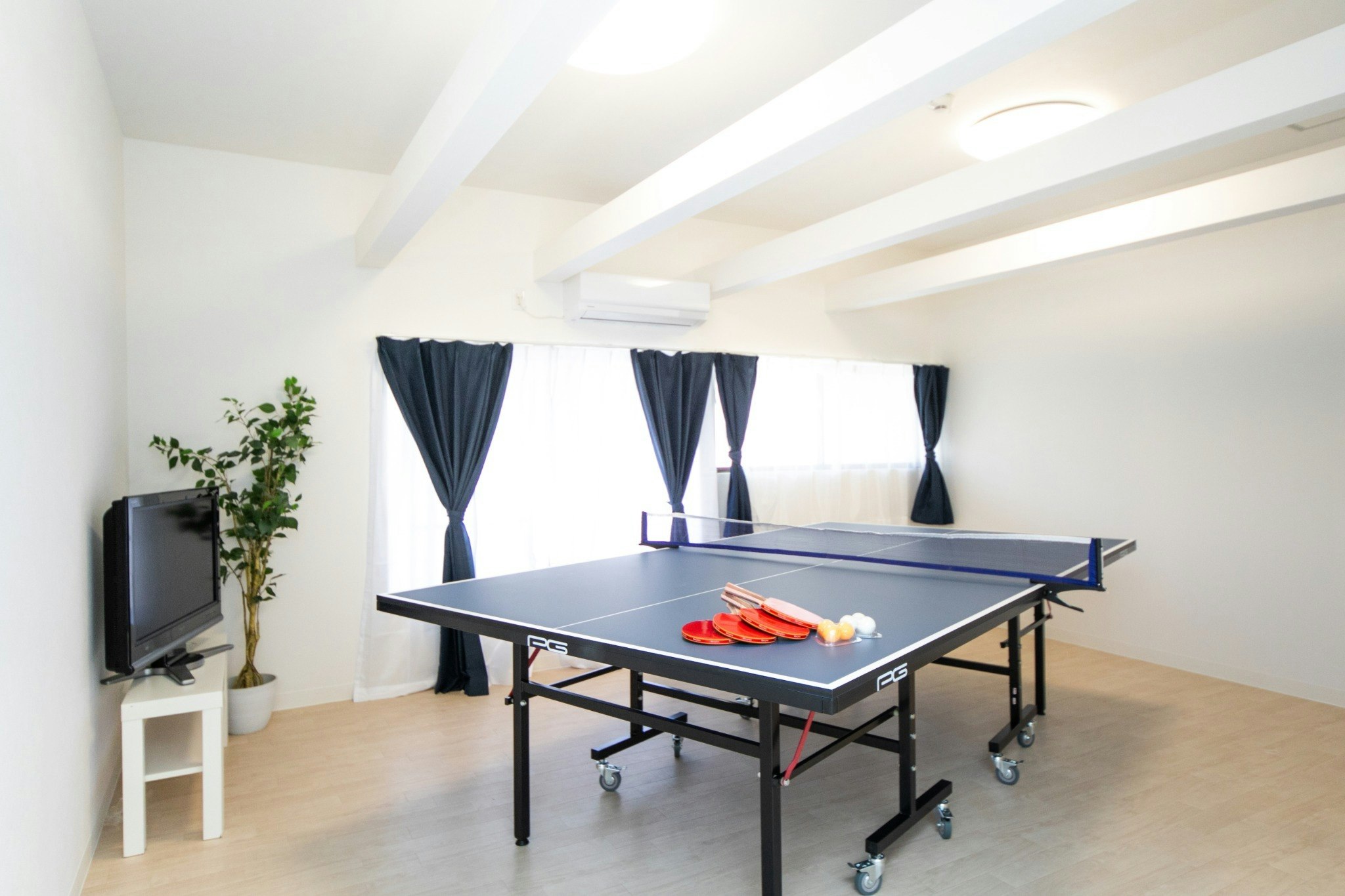 【無料駐車場2台】離れのある大きな別荘☆中庭でBBQ♪室内で卓球を楽しめる宿_淡路市志筑1764