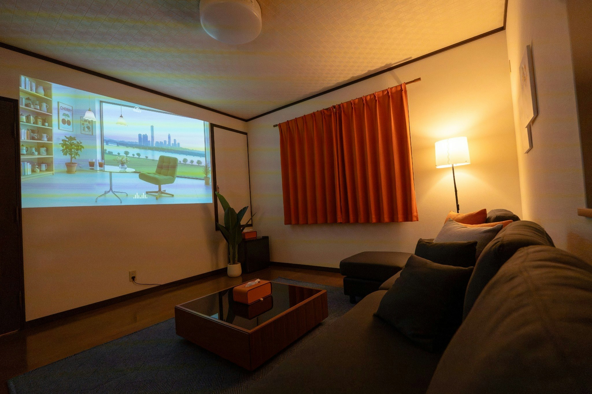 【1日1組限定】岡山城近くの一棟貸切宿|プロジェクターでSwitch・映画見放題!