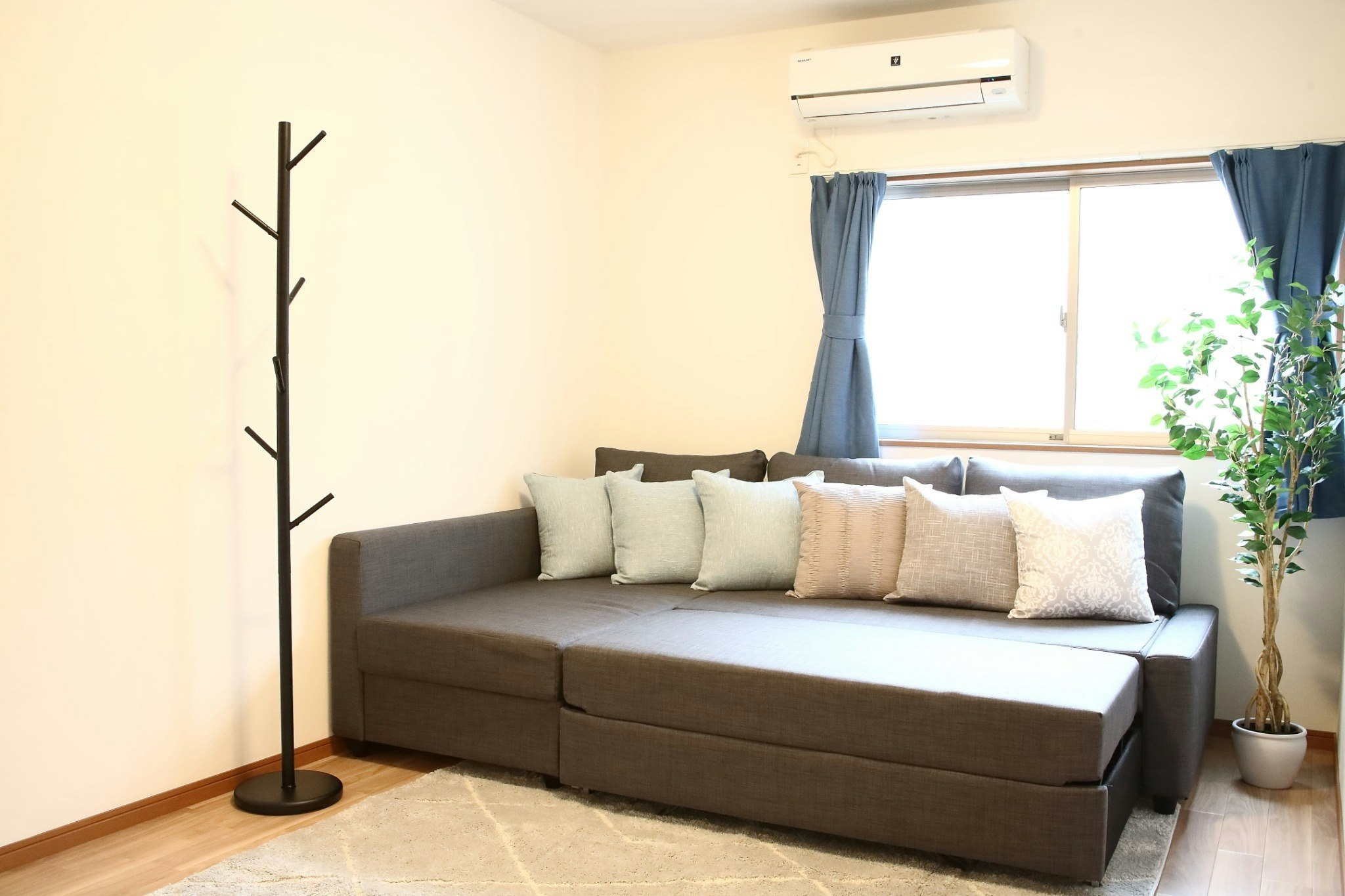 駅近5分!家族旅行に最適な清潔一軒家/最大定員8名#CS12