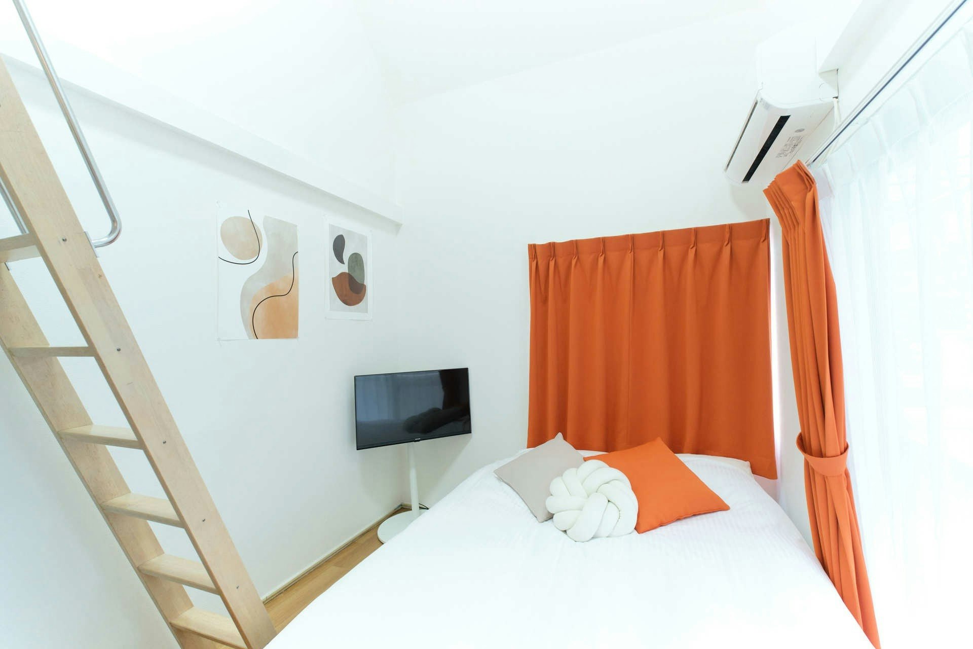 代々木駅から徒歩5分/2名収容/都心までのアクセス抜群/Wi-Fi/好立地