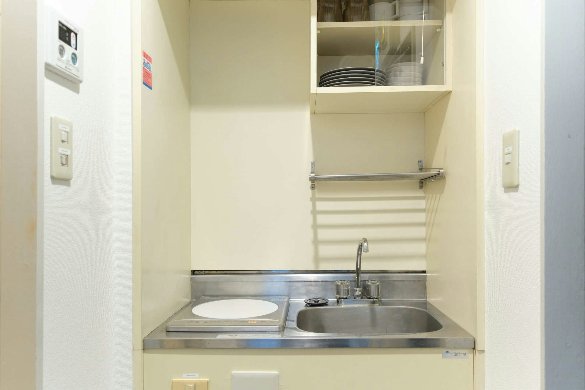 代々木駅から徒歩5分/2名収容/都心までのアクセス抜群/Wi-Fi/好立地