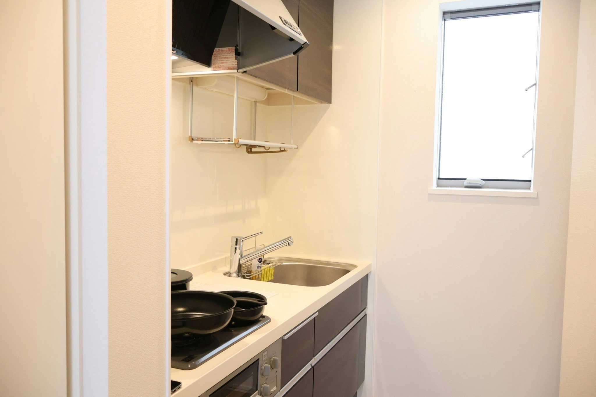 B〈新宿エリア〉12路線利用可能/新宿駅チカ*新宿三丁目駅から徒歩5分/2名収容