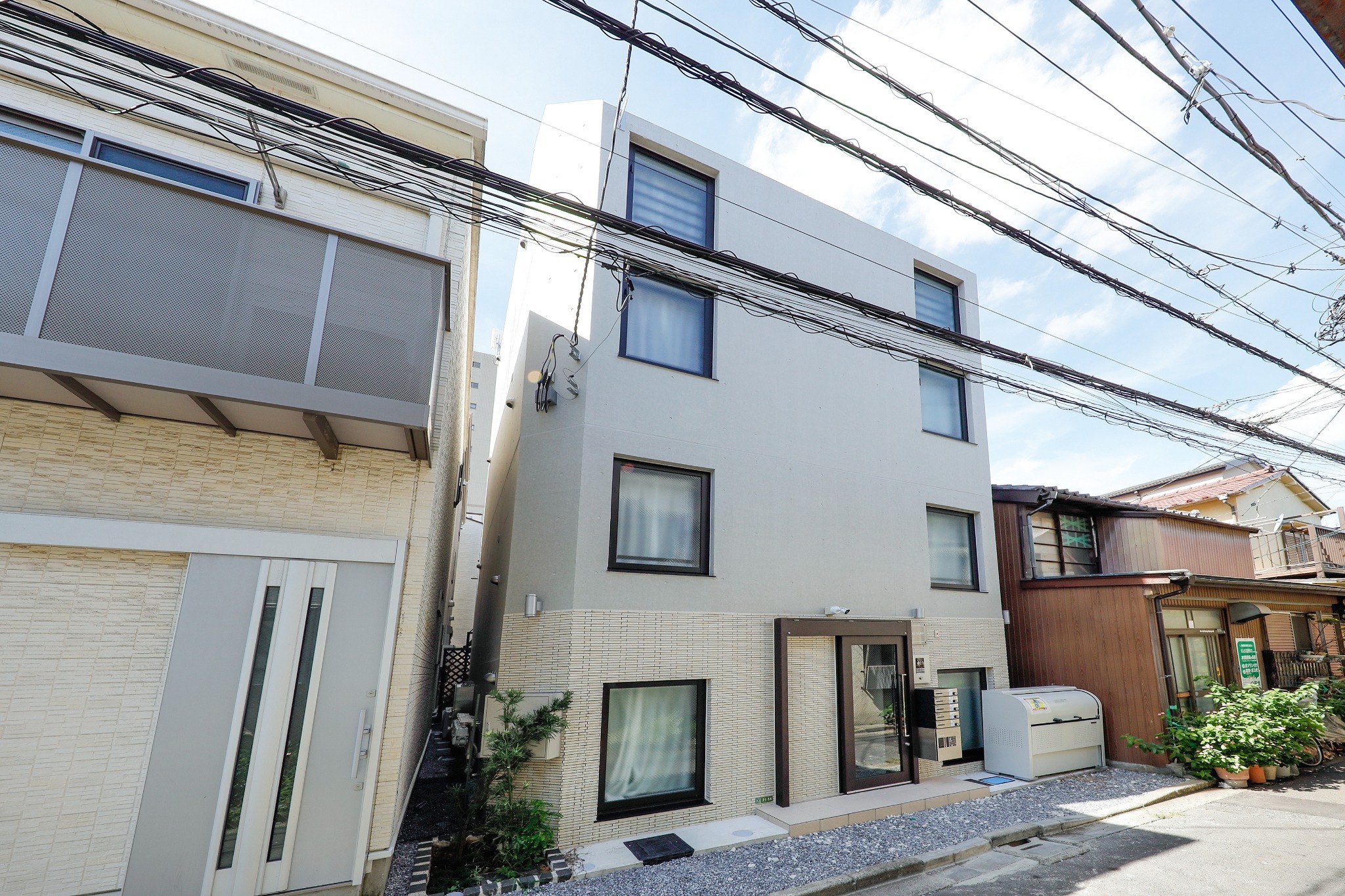 B401/根津駅から徒歩2分/最大3名/Wi-Fi/新築