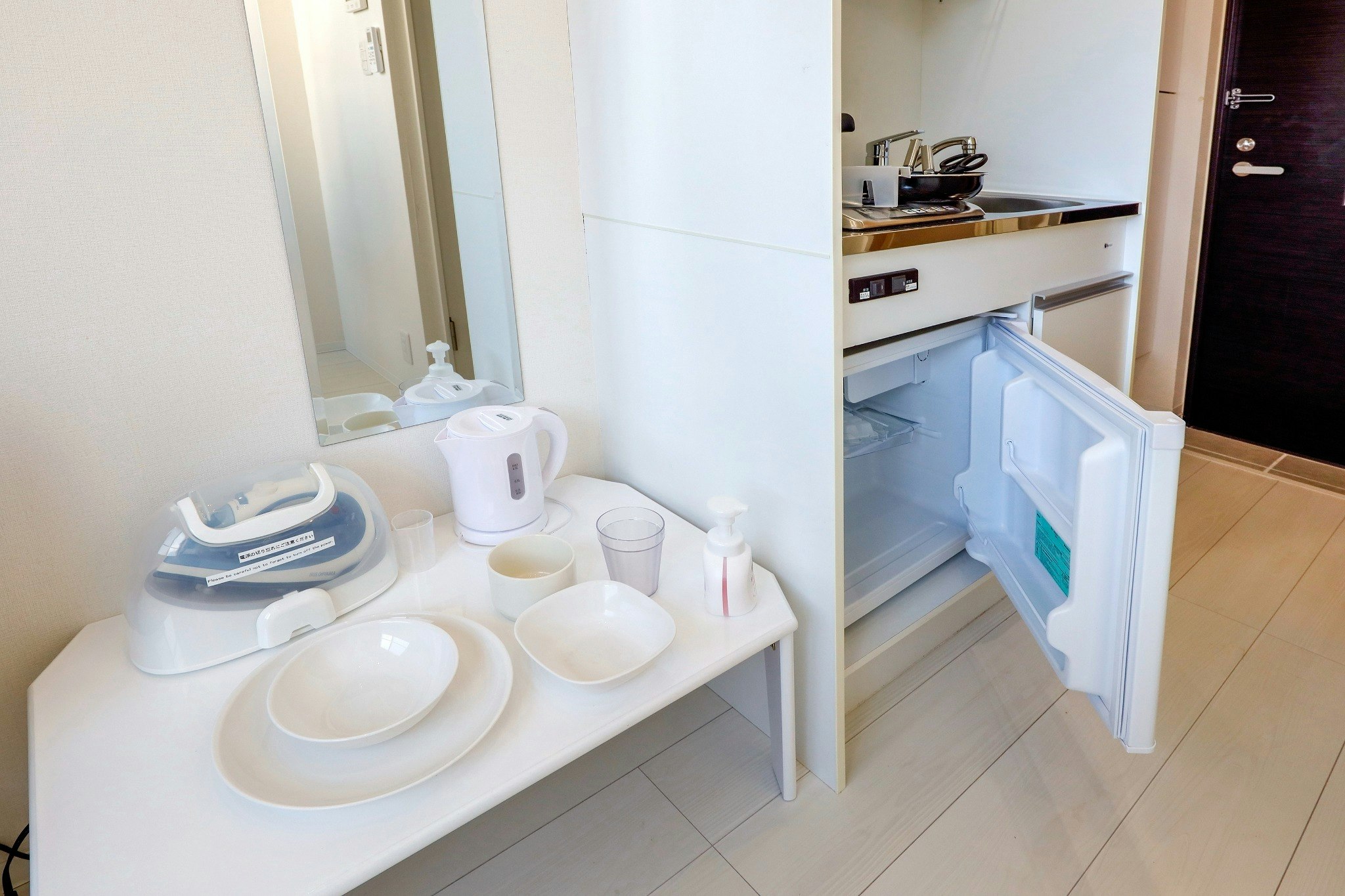 D*中井駅から徒歩2分/新宿まで直通10分/1名収容/WIFI完備