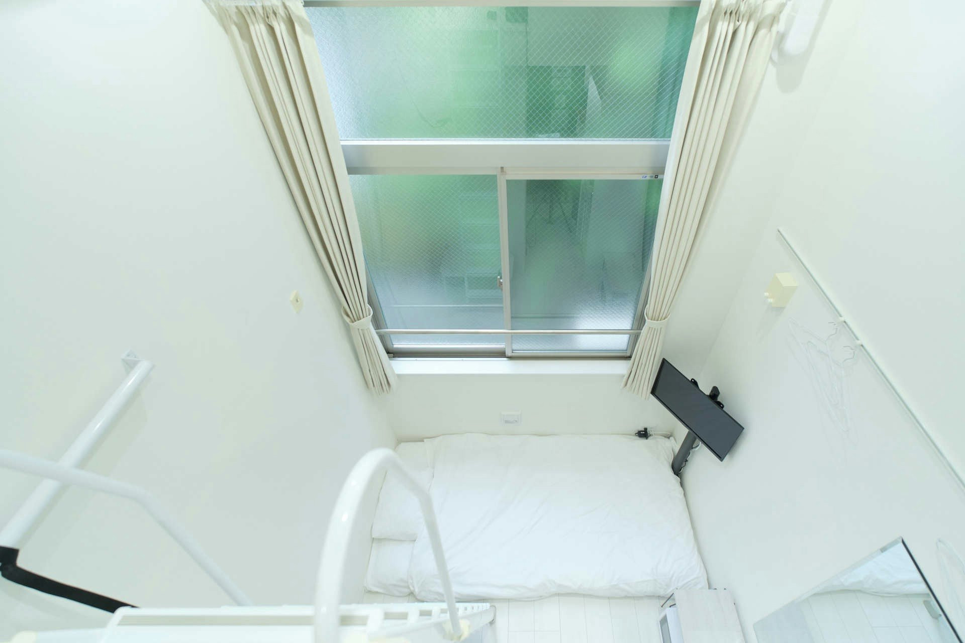 A211*中井駅から徒歩2分/新宿まで直通10分/1名収容/WIFI完備