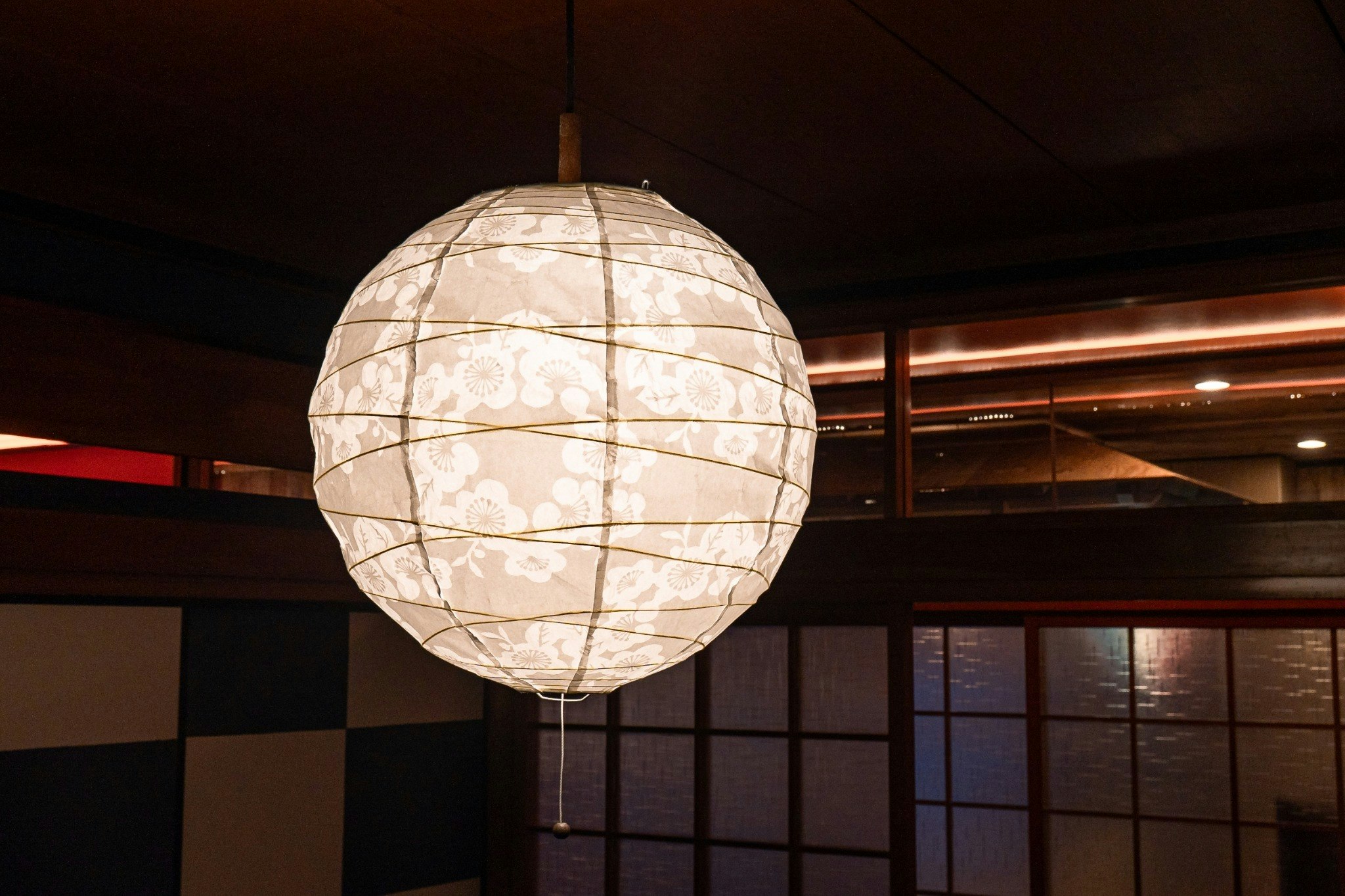 港町で楽しむ レトロポップな旅情空間