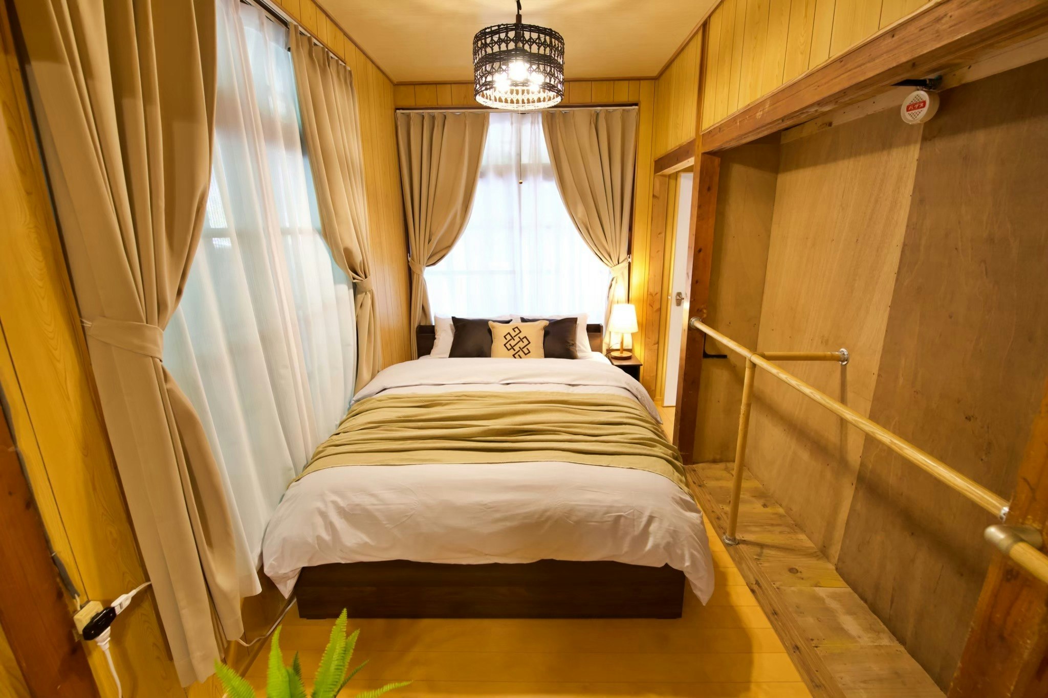 ビーチまで7分|120m2戸建て貸切|3LDK|最大11名様|FREE Wi-Fi|ZA184