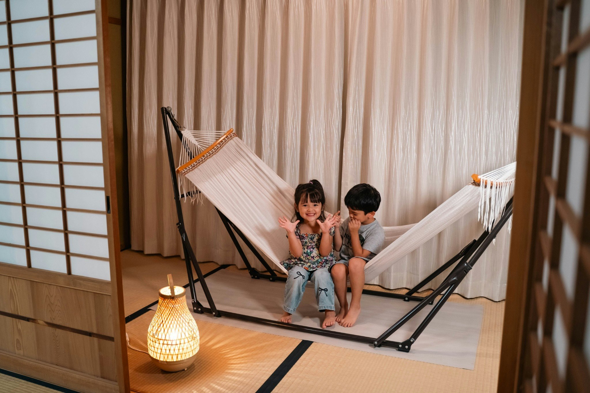 美しい日本庭園を望むゆったりとリラックスできる空間