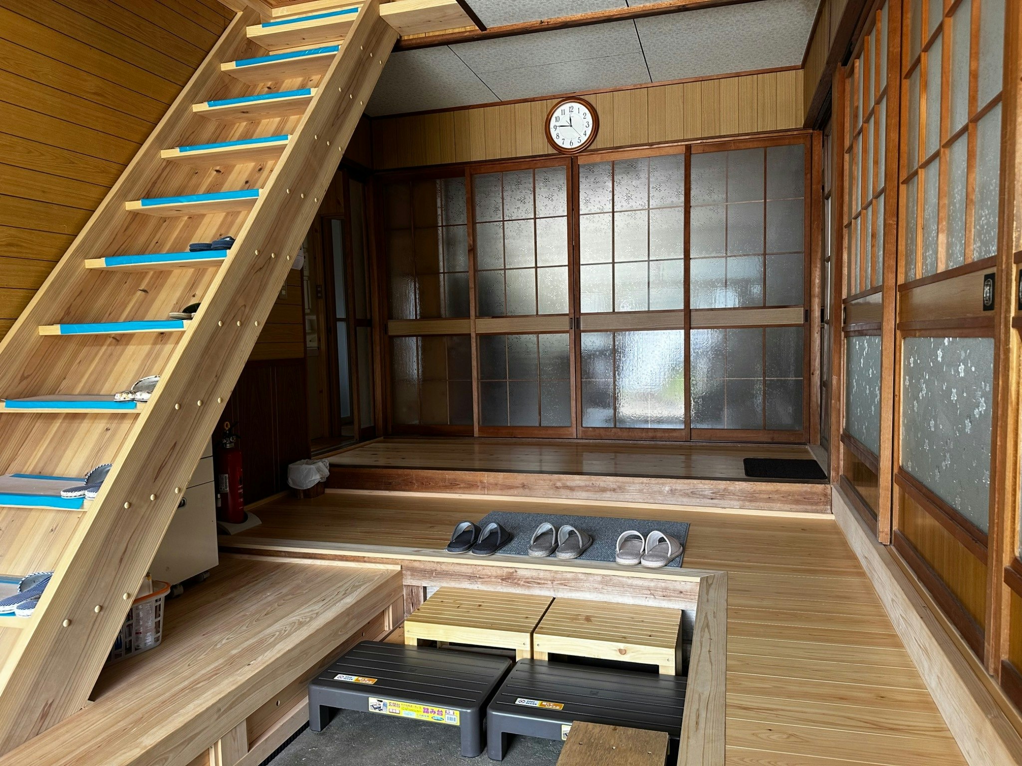 【禁煙】花緑里-HANAMIDORI-岩屋のやど岐阜郡上下呂温泉飛騨金山貸切民宿花緑水星湖畔リゾート