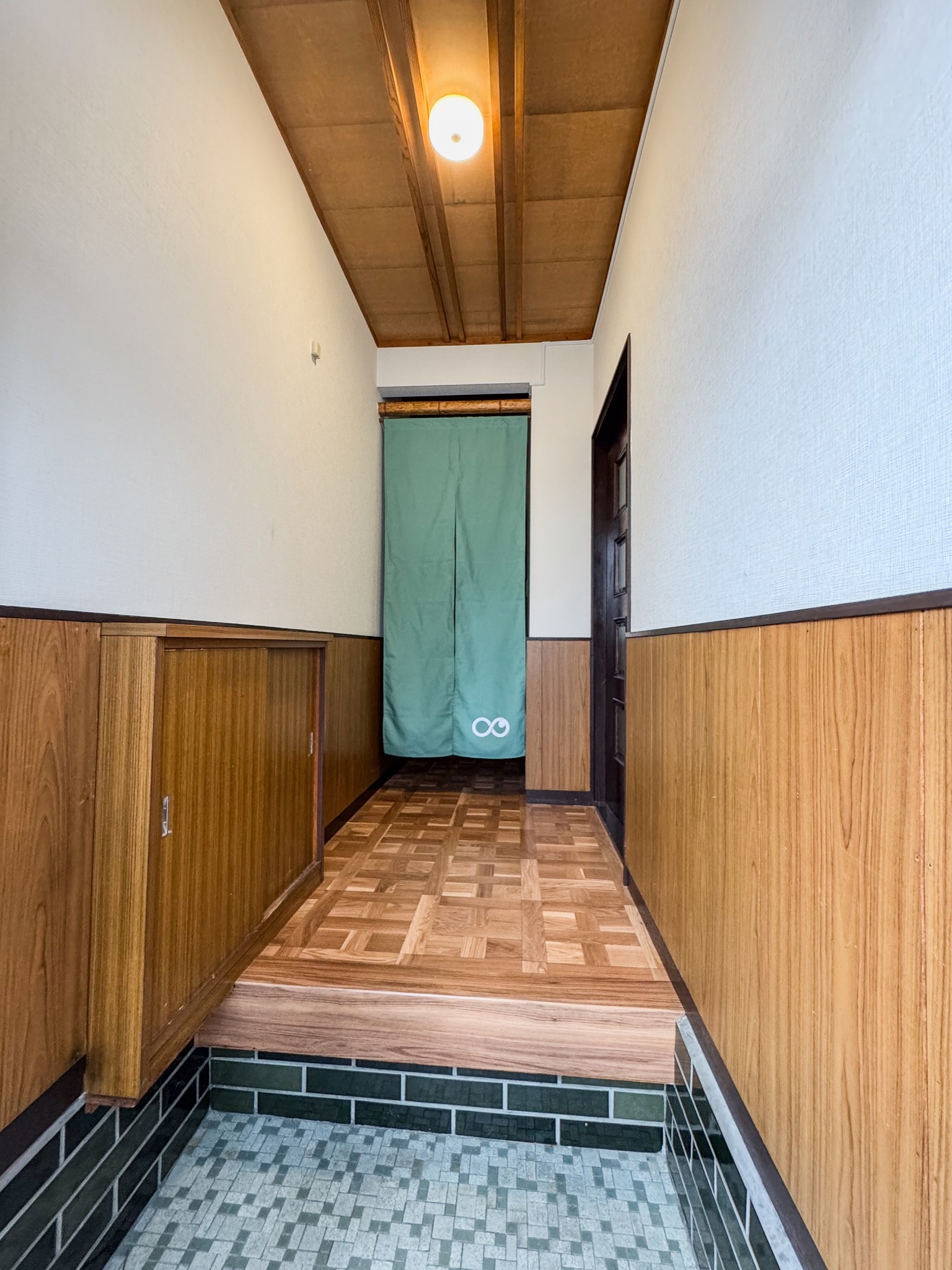 最大6名|和モダン一軒家をまるごと貸切!LEDが彩る和室とお香・プロジェクターの癒し空間