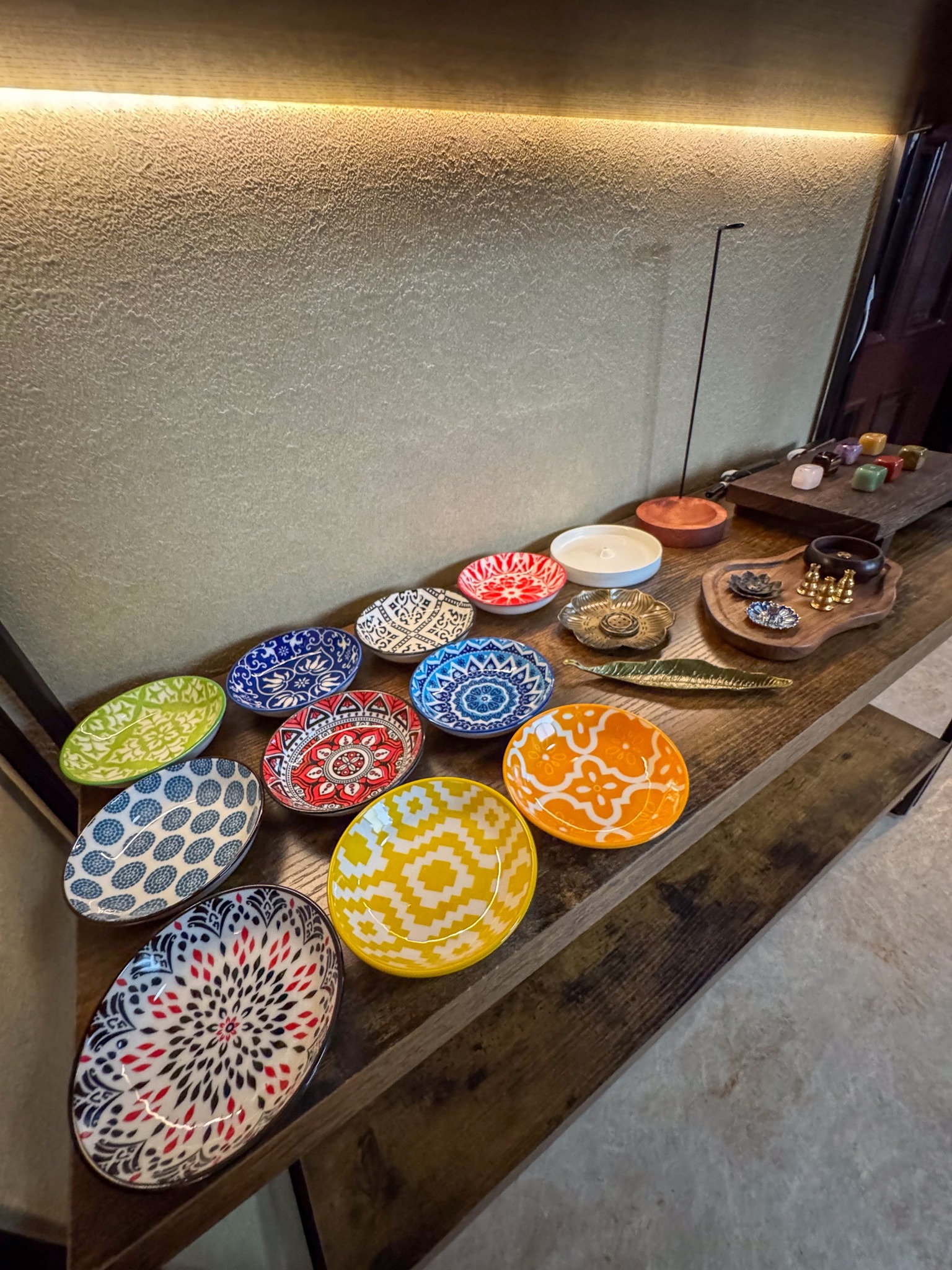 最大6名|和モダン一軒家をまるごと貸切!LEDが彩る和室とお香・プロジェクターの癒し空間