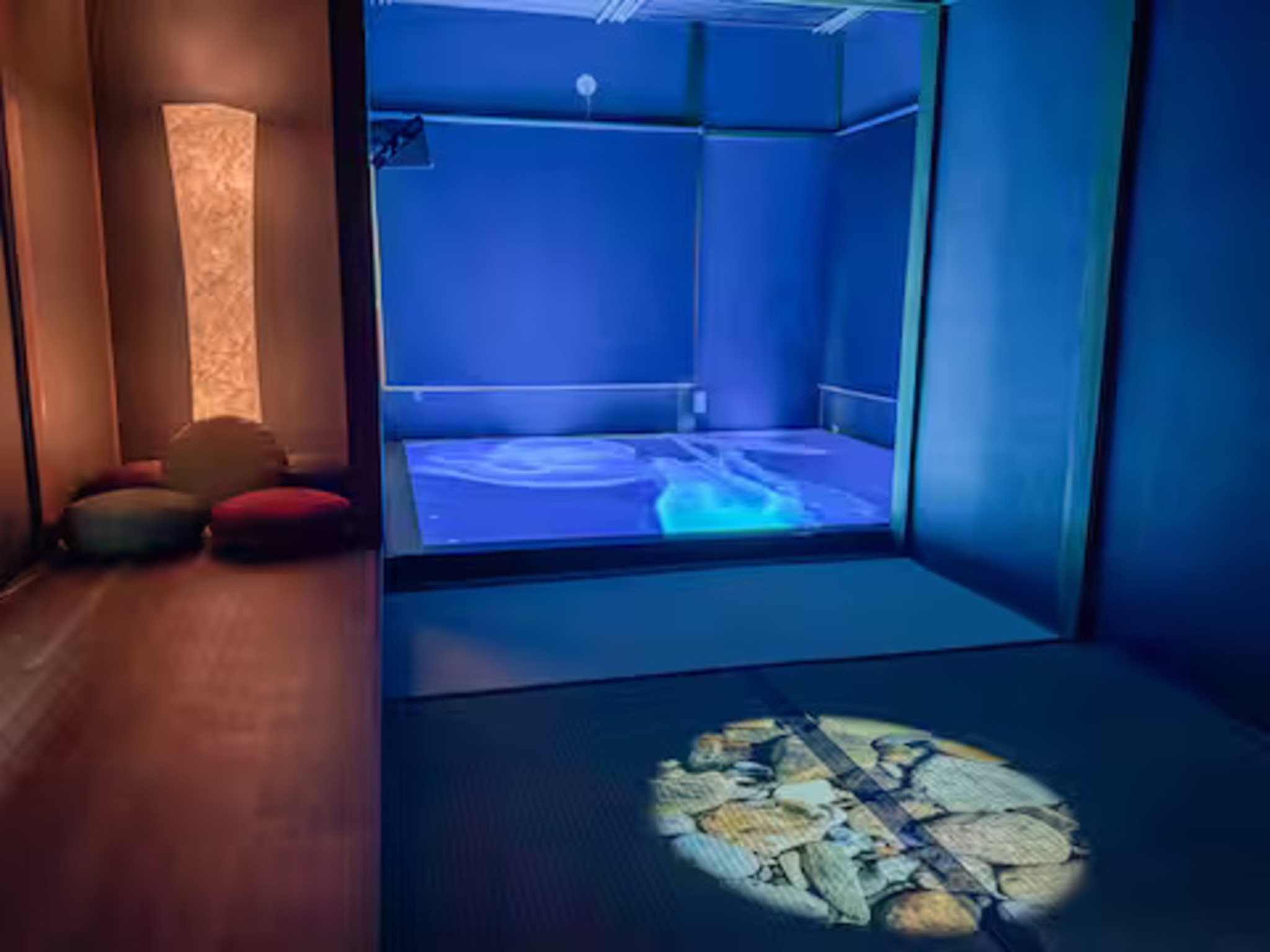 最大6名|和モダン一軒家をまるごと貸切!LEDが彩る和室とお香・プロジェクターの癒し空間