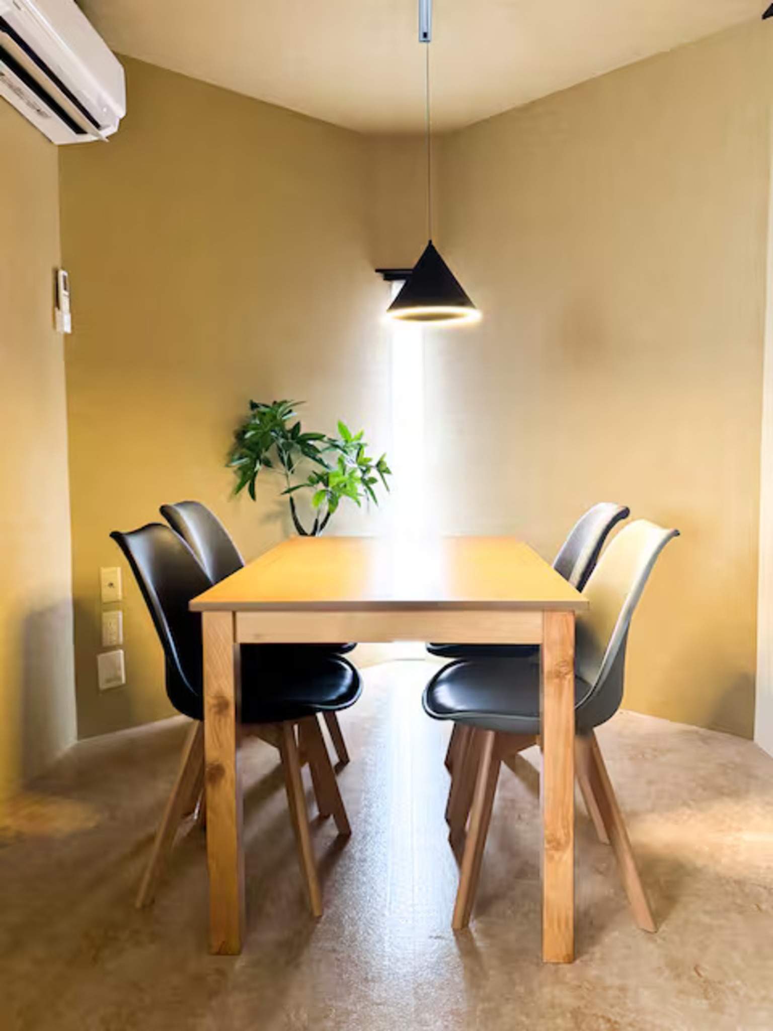 最大6名|和モダン一軒家をまるごと貸切!LEDが彩る和室とお香・プロジェクターの癒し空間